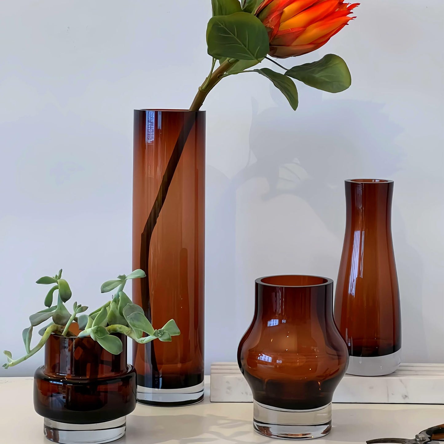 10" Amber Glass Vase – 3.9lb Large Luxury Flowervase for Home Decor, Elegant Noble Amber Vase for Centerpieces, Weddings, or Living Room Decor