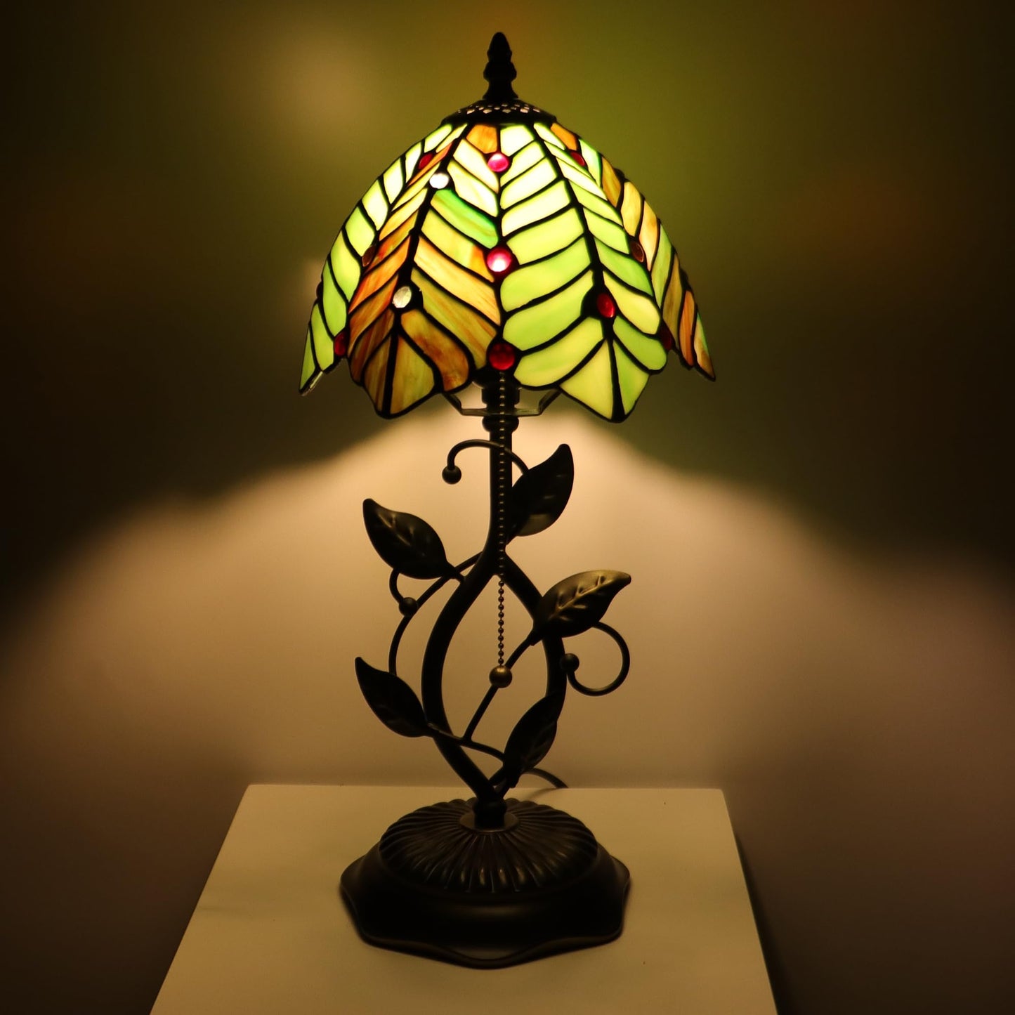 MQYXH Tiffany Style Stained Glass Table Lamp Green Coconut Leaves 18 Inch