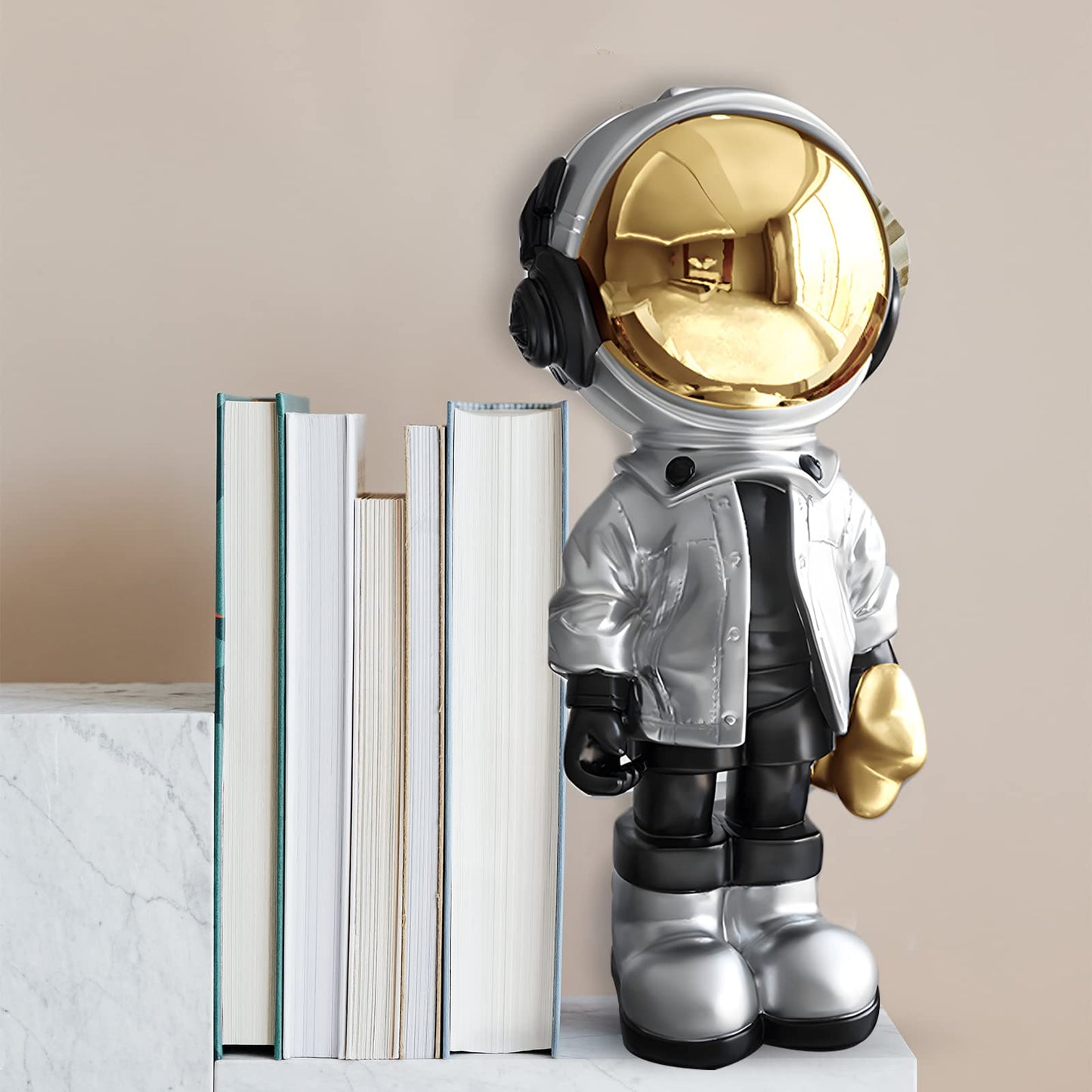 EZ4ENCE Figurine Statue Astronaut Sculpture Spaceman Decor,Sculptures Home Decor,Arts Silver Shelf Decoration,Cool Metal Mask Table Decor,Large Spaceman Figure Ornament