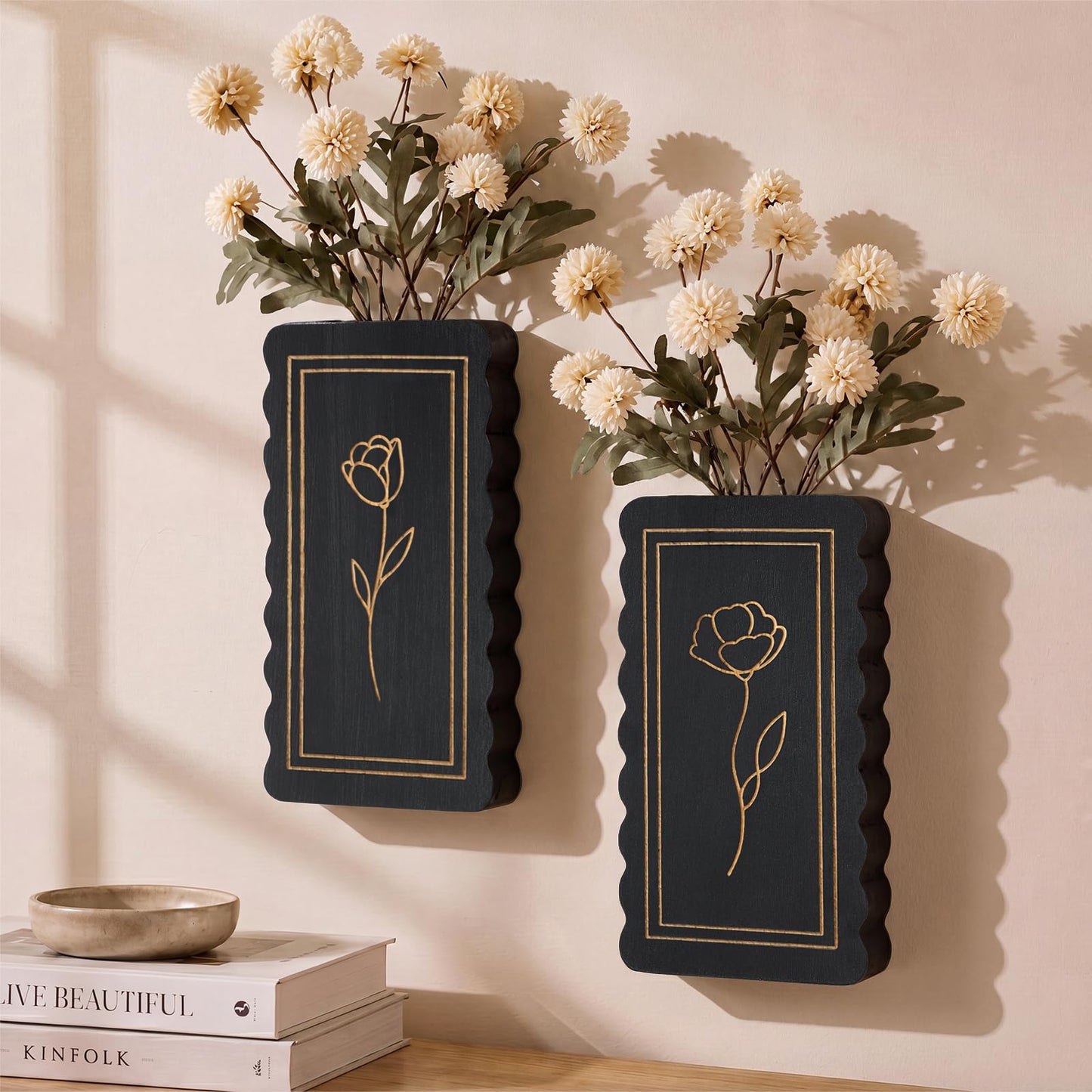 Ninehaoou 2 Pack Wooden Wall Planter Vase, Scalloped Farmhouse Wall Decor with Floral Line Art, Rustic Hanging Pockets for Faux Flowers, Living Room, Bathroom, Entryway(Black)
