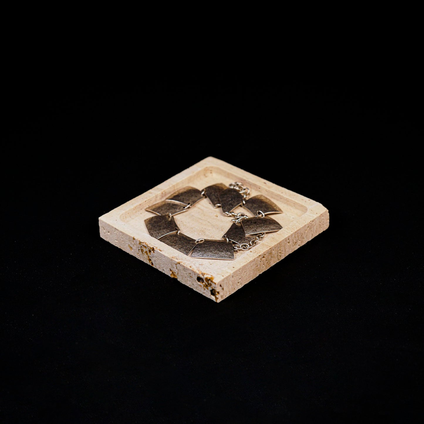 noadre Natural Travertine Marble Square Jewelry Tray, 4.9" – Decorative Stone Accessory Dish for Rings, Earrings, Necklaces, Perfume and Keys, Gift for Women (Travertine)
