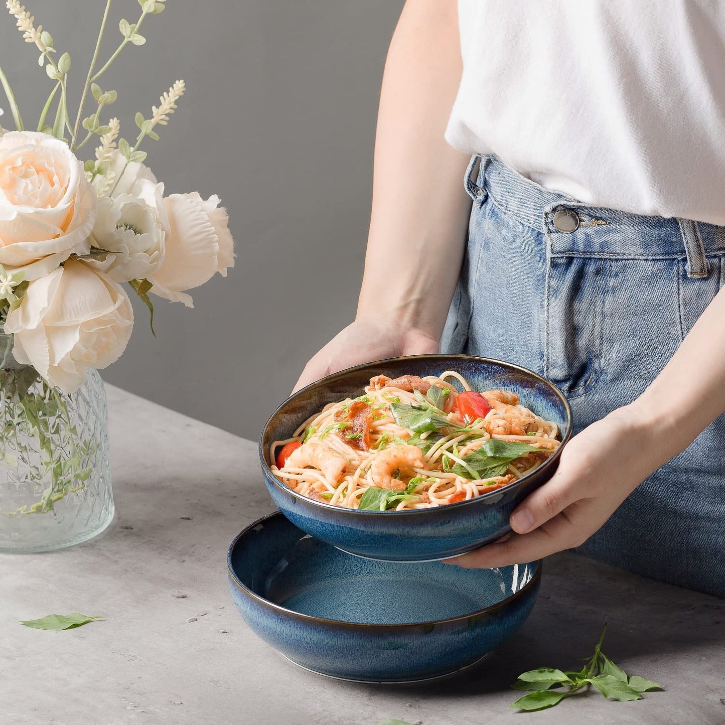 KYBSCZ 30oz Ceramic bowls set of 4-8" serving bowls for Kitchen,Pasta,Salad-Dishwasher & Microwave Safe Perfect for Housewarming, Thanksgiving, Christmas-Royal Blue