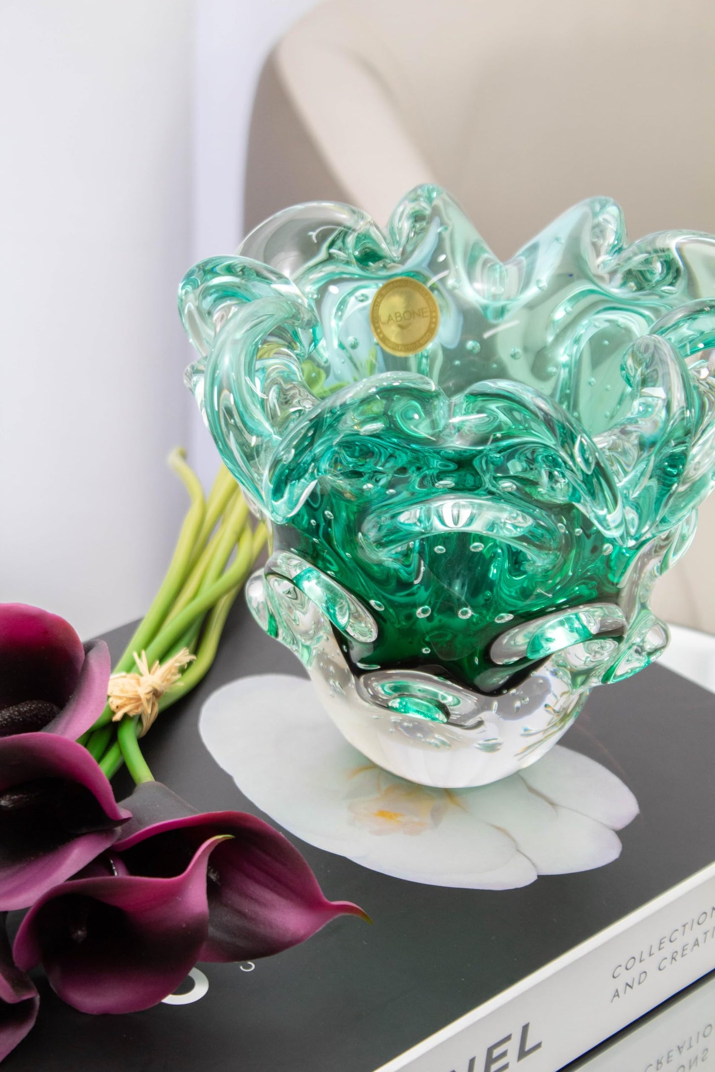 Cristais Labone Luxury Blown Glass Vase Green, Traun Model, Murano-Style, Unique Brazilian Craft, Table Centerpiece, Home Decor, Living Room, Wedding, Office, 5.7 lbs