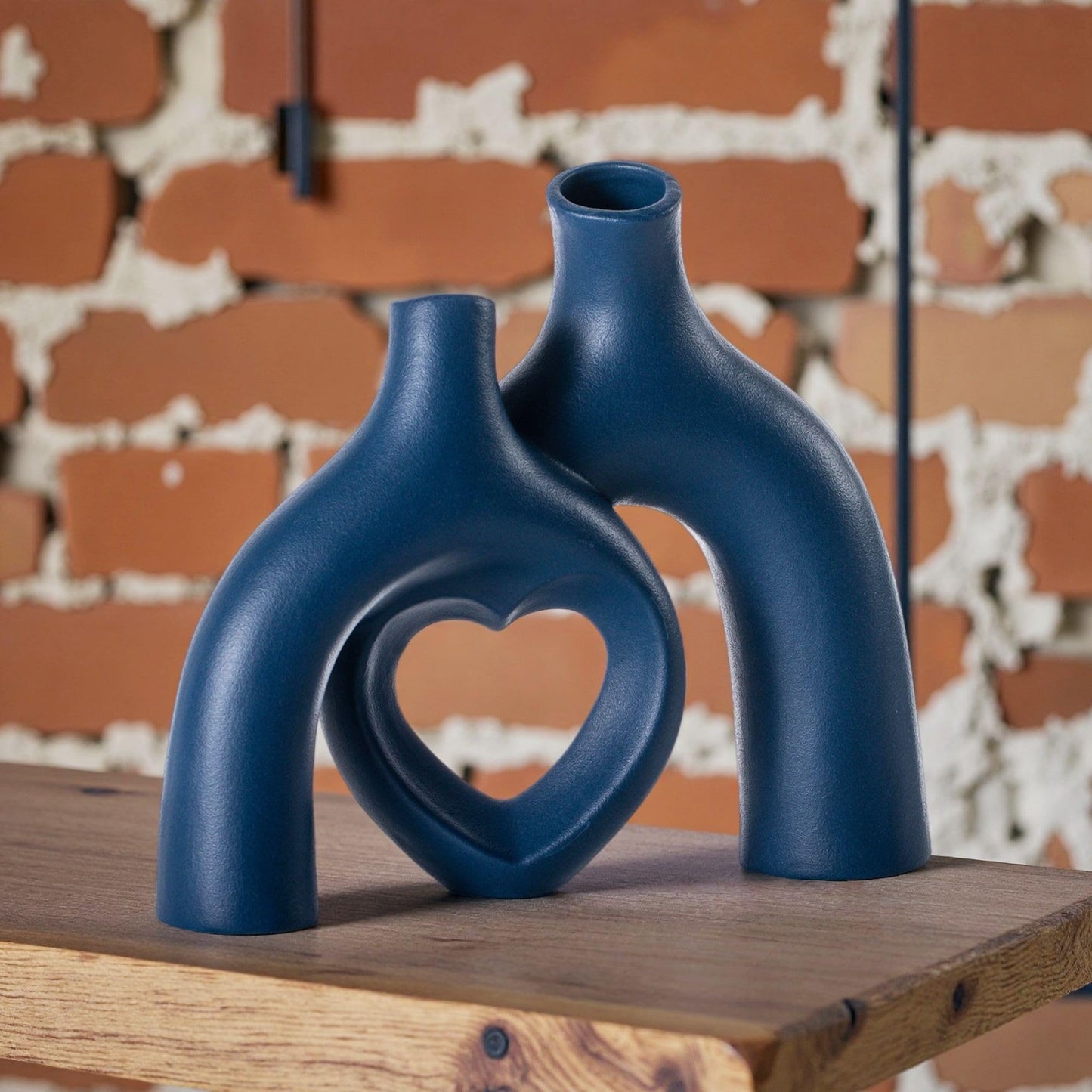 Liotww Snuggle Hollow Decorative Ceramic Vase, 8.3 Inch Hug Donut Modern Nordic Boho Style Vases for Aesthetic Home Decor, Anthropologie Living Room Shelf Coffee Table Décor (Navy Blue)