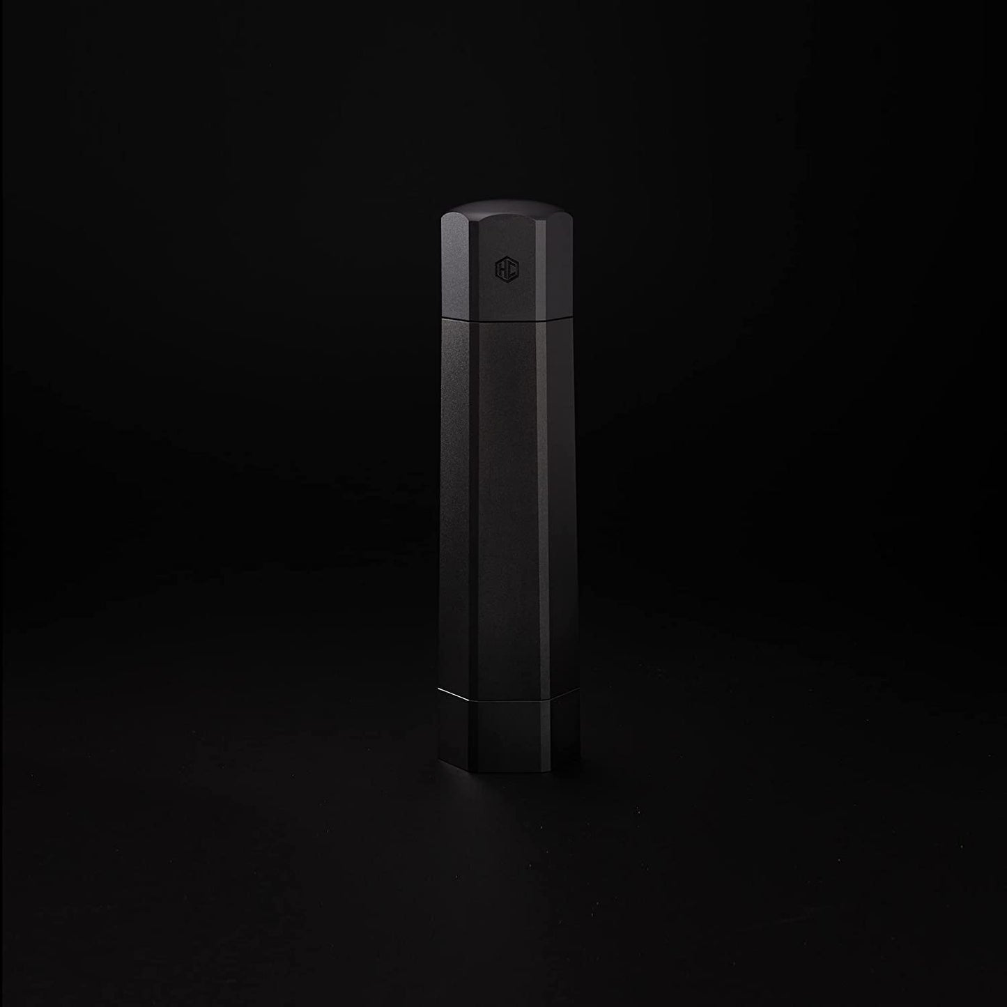 HexClad HexMill Pepper Grinder, Professional Grade Heavy Duty, Refillable, Aluminum Matte Black, Adjustable Ten Coarse Grind Settings