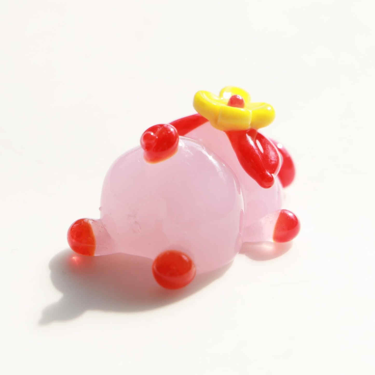 Crrezhai Handcrafted Glass Pig Figurine Crystal Animal Decor, MIni Home & Office Desk Statues, Crystal Lover’s Collection, 3D Animal Statue Lying Pig Flower