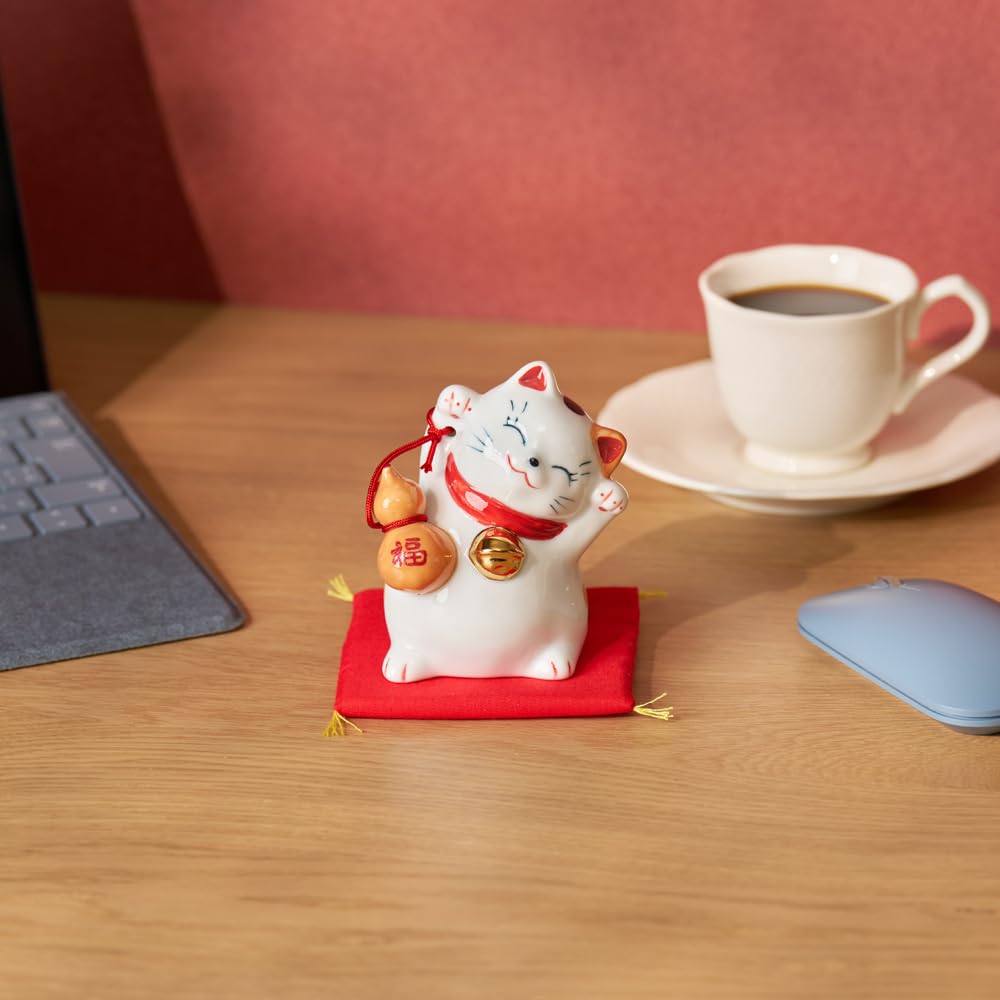 Maneki Neko Lucky Cat Figurine with Gourd – Japanese Home Decor SN-941-Z-US