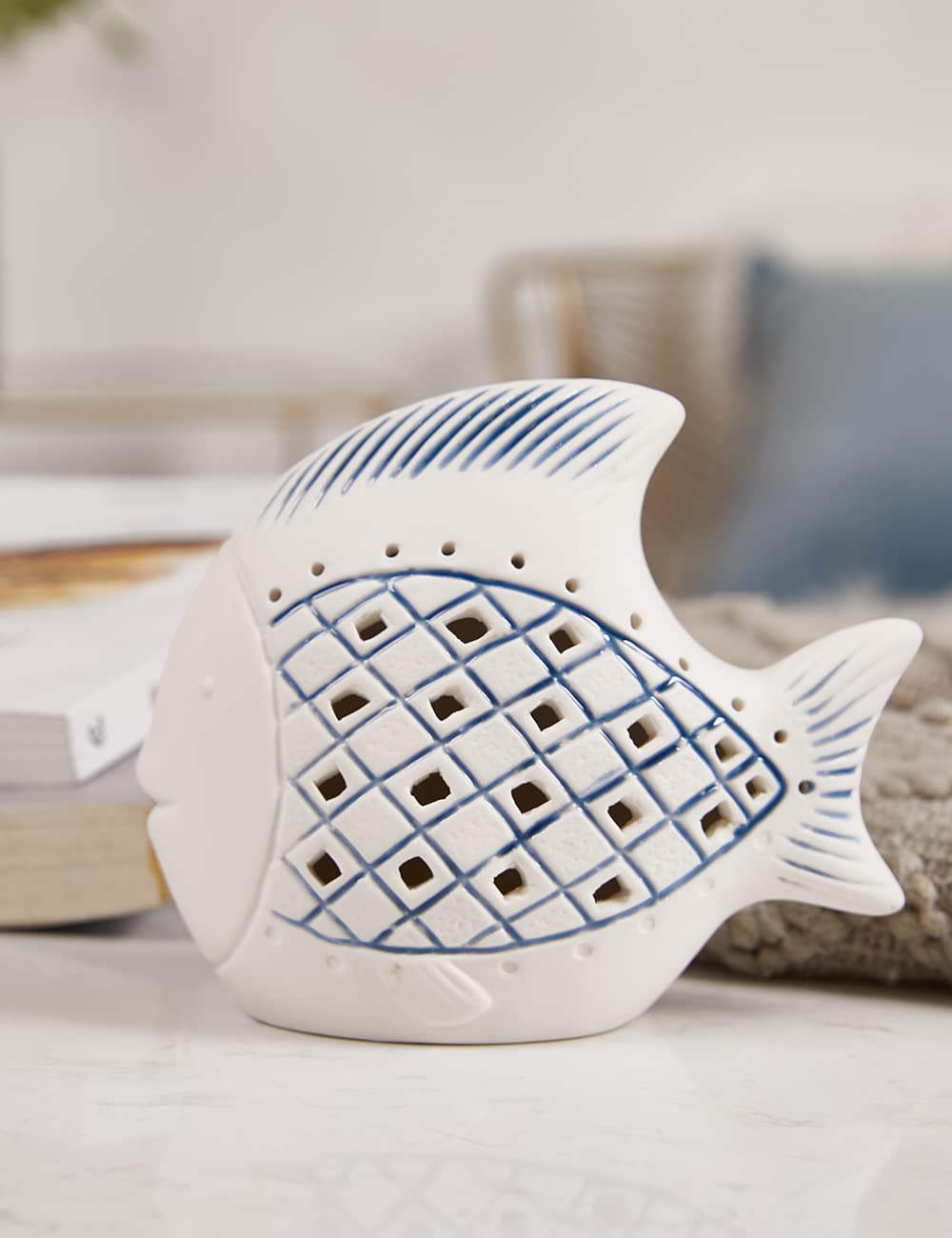 SEINHIJO Fish Statue Figurine LED Ocean Decor Modern Sculpture Home Gift for Table Centerpiece Art Ceramic 5.9 Inch