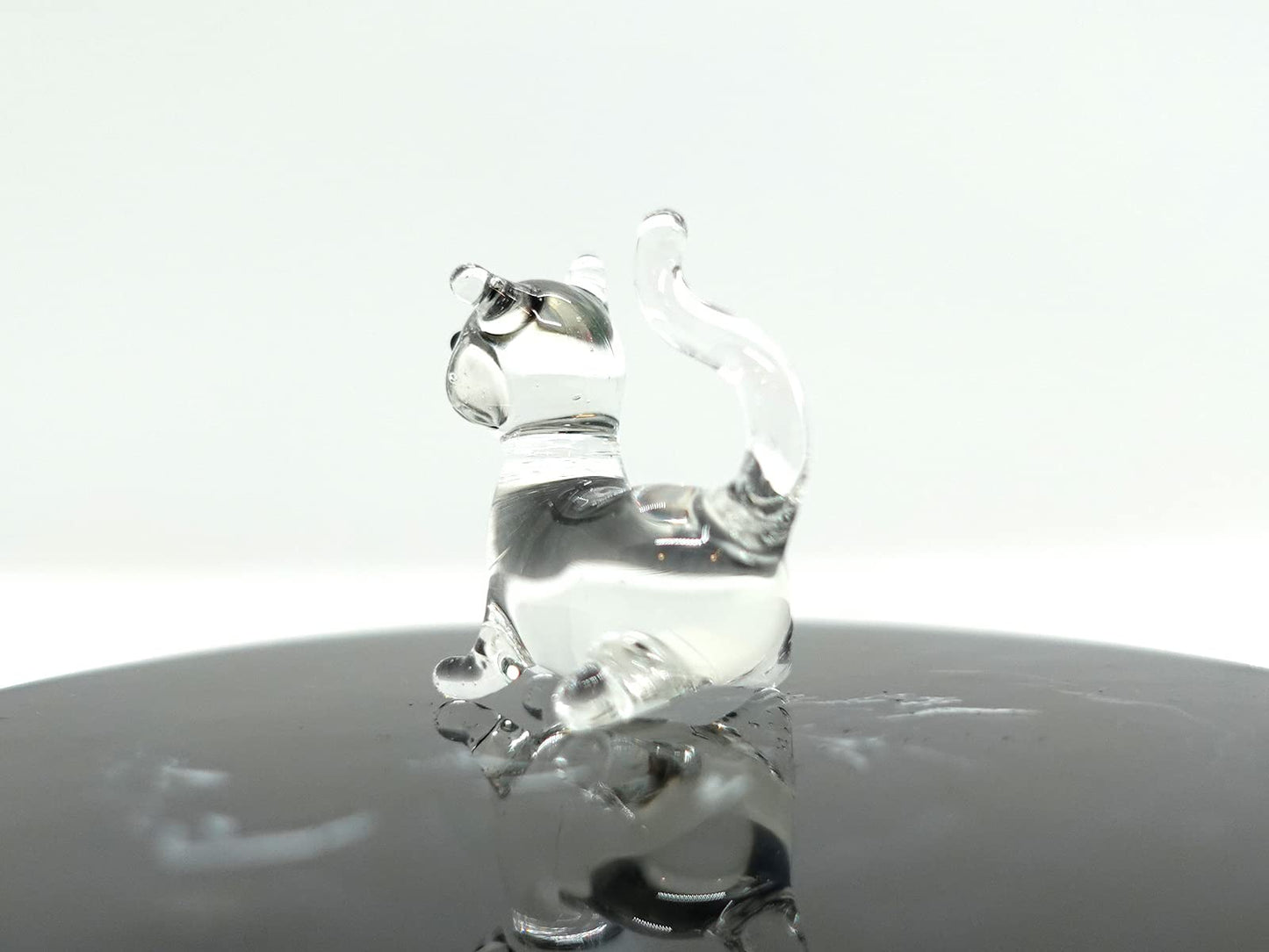 Sansukjai Tiny Cat Miniature Glass Figurine – Handmade Blown Glass Animal – Cute Collectible Cat Sculpture – Fairy Garden Pet Décor Gift (Clear Sit)