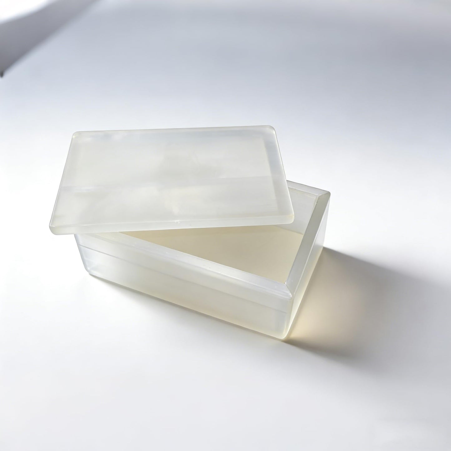 YeasHome Large Selenite Crystal Box Artisan-Crafted 8-Inch Stone Holder Geode Bowl with Lid Elegant Showpiece for Energy Cleansing, Display & Storage of Healing Stones, Jewelry & Meditation Tools