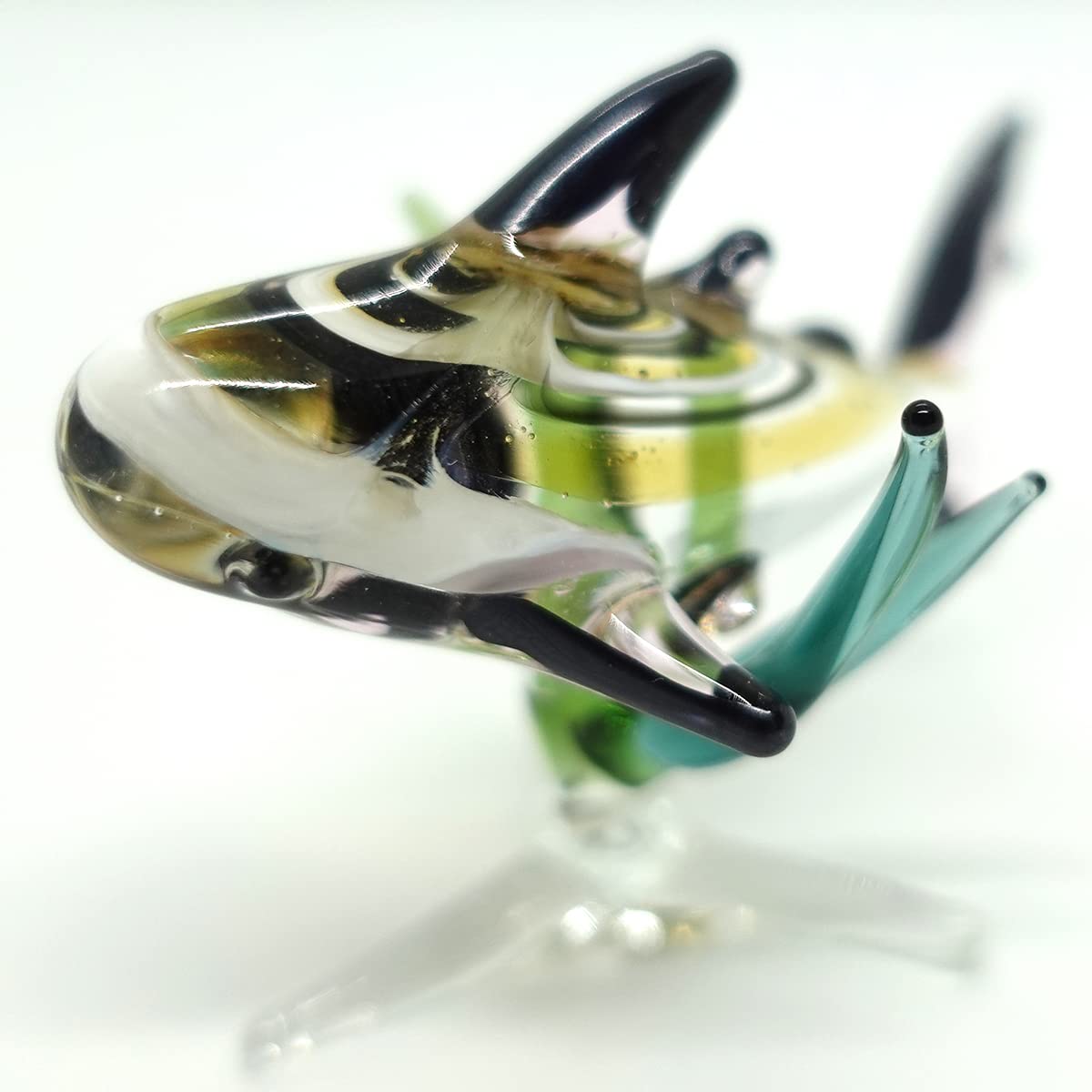 Sansukjai Sea Animal W/Seaweed Miniature Figurines Animals Hand Blown Glass Art Collectible Gift Decorate (Whale Shark W/Seaweed)