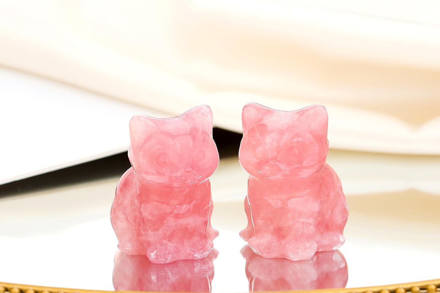 QINJIEJIE Rose Quartz Cat Figurine Natural Stone Statue Healing Crystals Gift Gemstone Sculpture Room Home Desk Lucky Decoration Gifts for Women