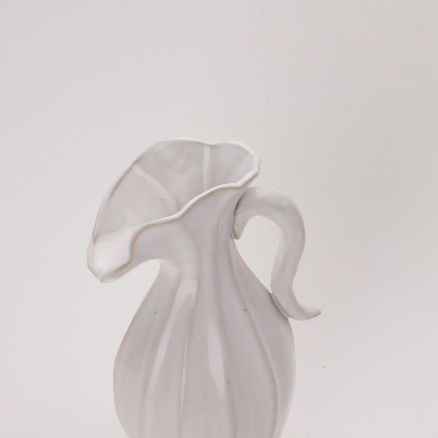 Evaithou Ceramic Pitcher Vase, 7.7" Cream White Reactive Glaze