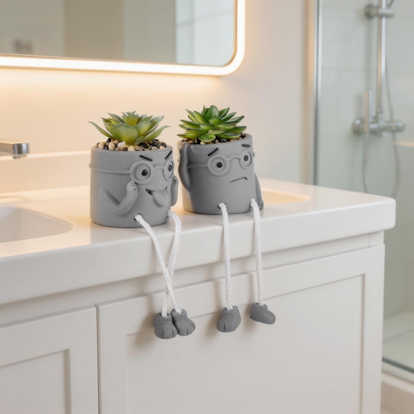 Uguisu 2 Pack Small Fake Plants for Desk Window sill Decor, Shelf sitters with Dangling Legs Cubicle Decor Cute Fake Succulent Hippy pots（Gray/2pcs）