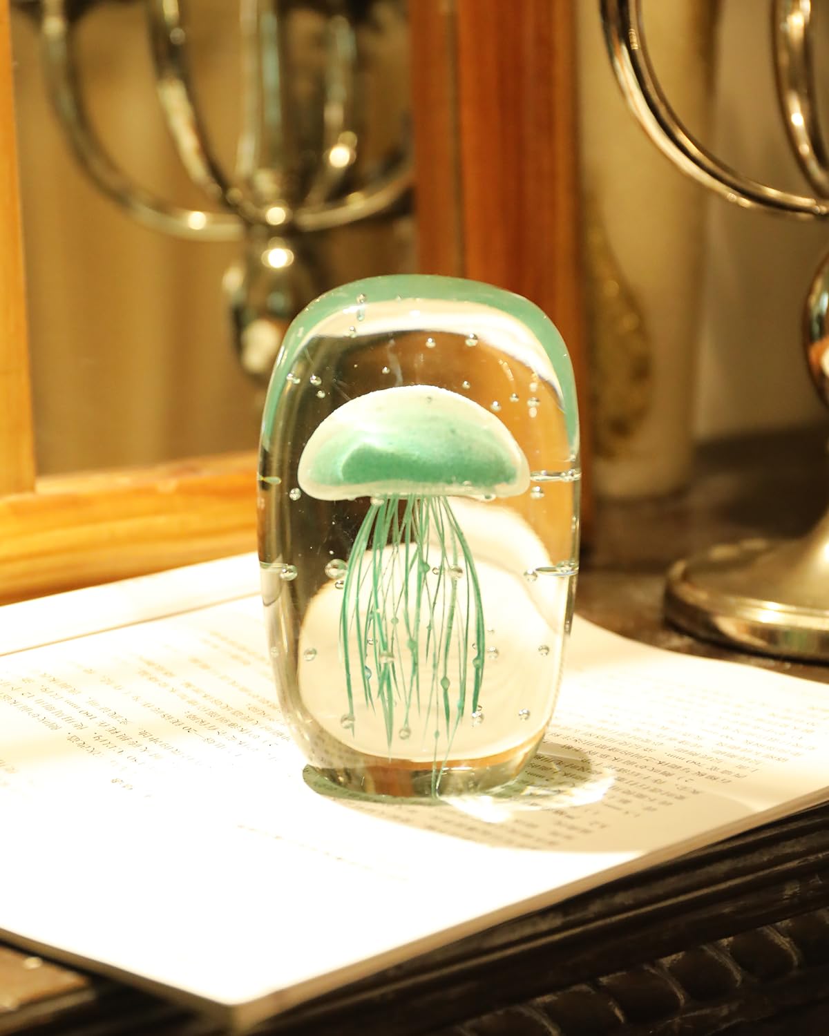 Bdor Glass Jellyfish Figurine, Hand Blown Art, Glow in The Dark Paperweight, Sea Ornament, Home Decor Gift, Green