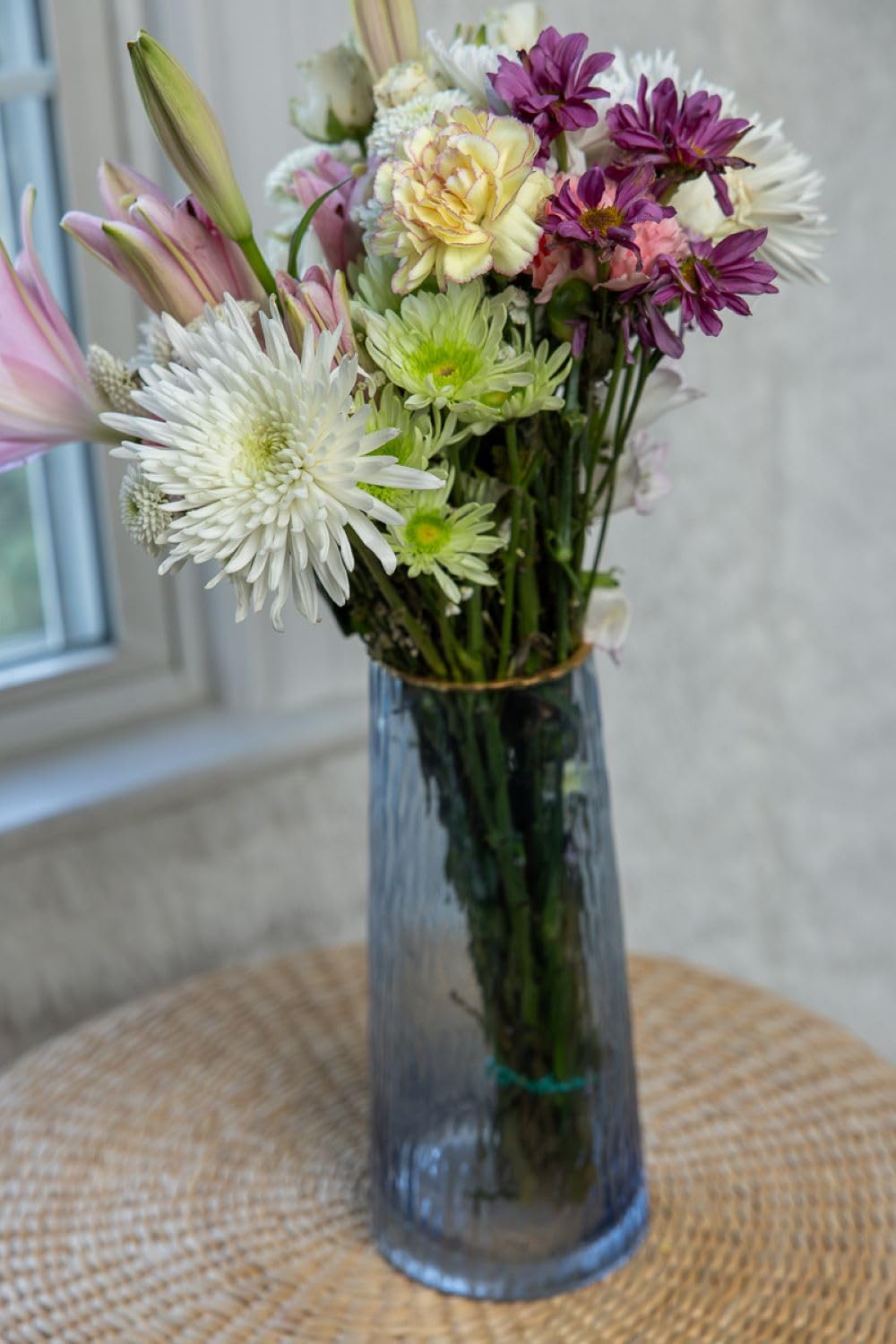 Cylinder Glass Vase with Gold Rim, for Flowers (Blue)