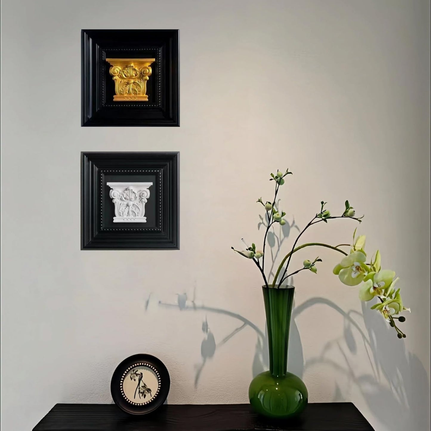 Honsol 3D Relief Roman Wall Art Sculpture With Frame, Hanging Sculpture For Living Room, Bedroom, Office, Home Decor (Golden)