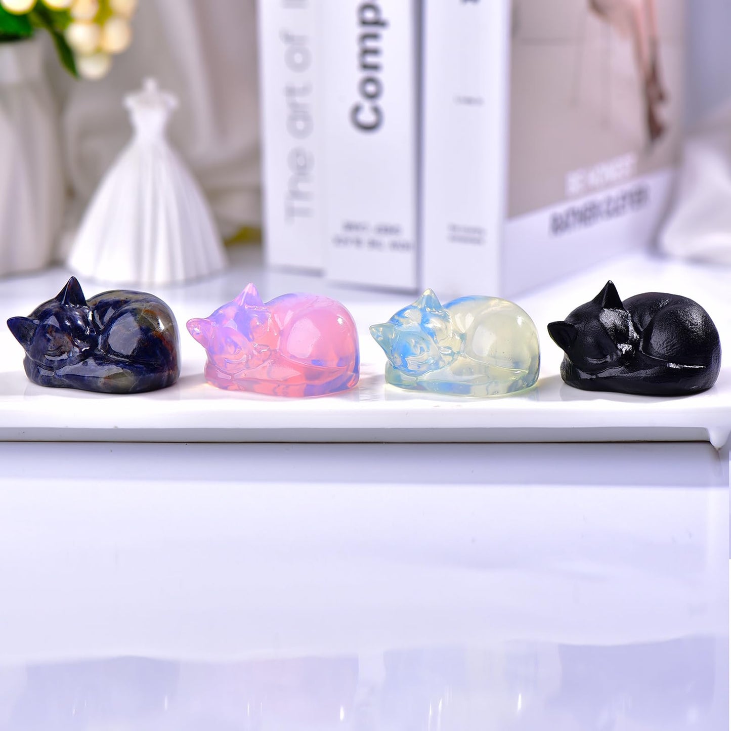 Ytbeoxk Crystal Cat Figurine, 2" Blue Sodalite Sleeping Cat Statue