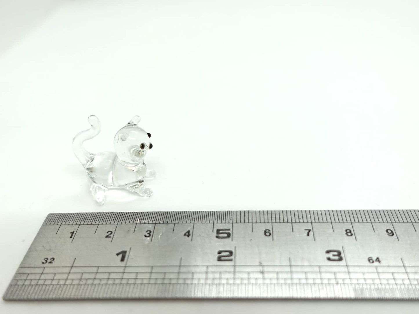 Sansukjai Tiny Cat Miniature Glass Figurine – Handmade Blown Glass Animal – Cute Collectible Cat Sculpture – Fairy Garden Pet Décor Gift (Clear Sit)