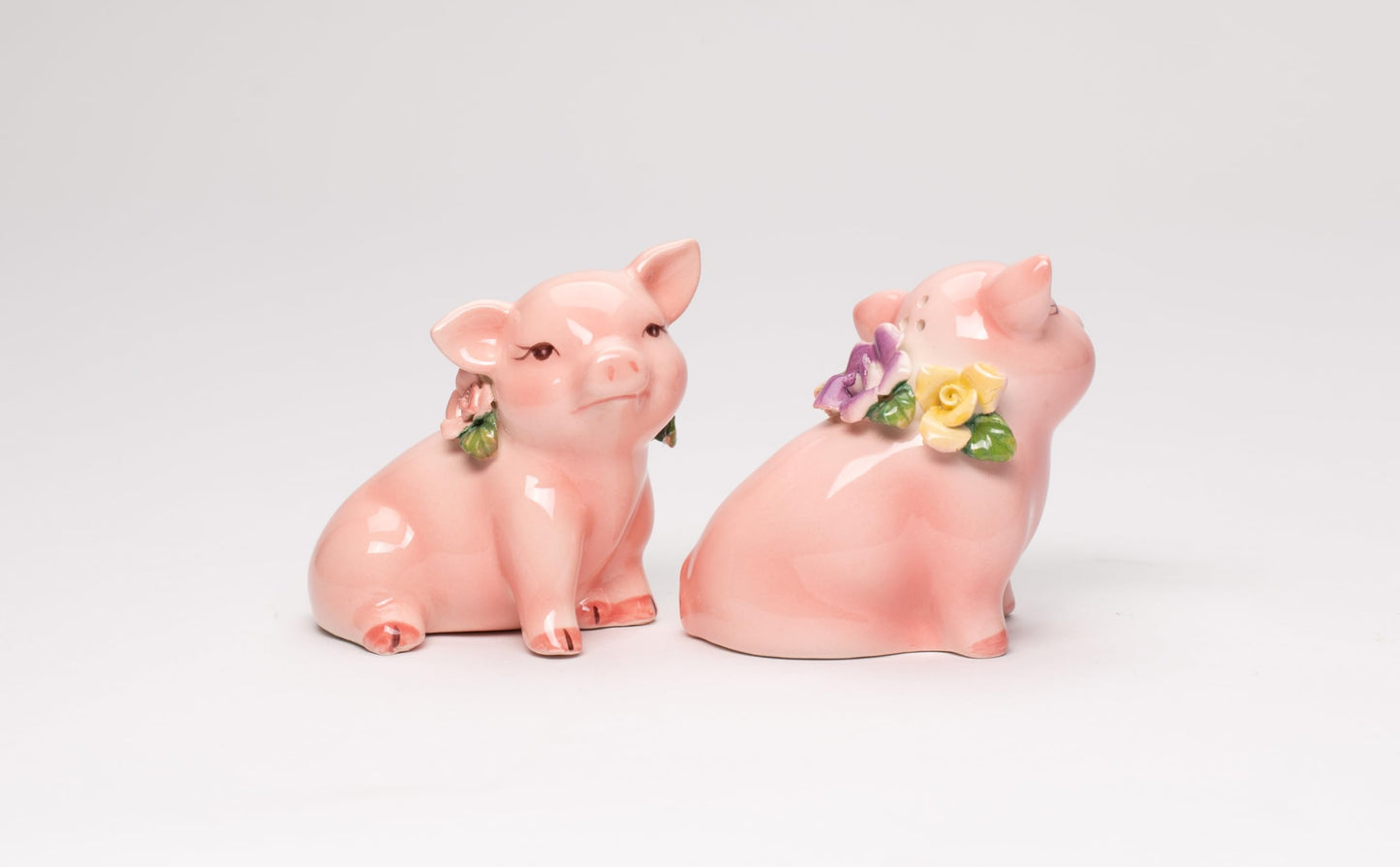 Cosmos Gifts 96242 Fine Ceramic Pink Pig Couple Piggy with Pink Rose Salt and Pepper, 2 7/8"H