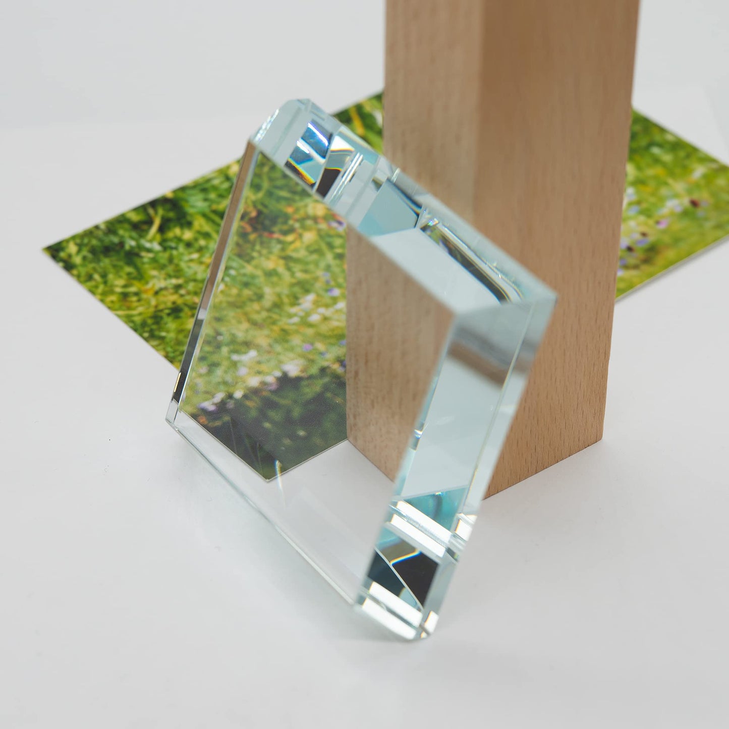 StayMax Clear Crystal Glass Square Display Base Display Stand for Collectibles (3.14inch*3.14inch*0.7inch)