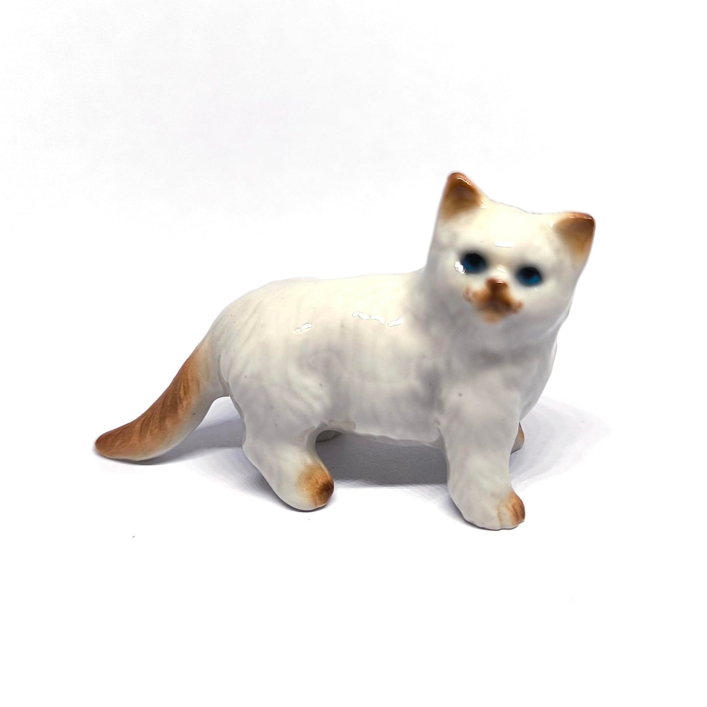 ZOOCRAFT Ceramic Cat Figurine - White Persian Cat Collectible for Home Decor - Cat Gift Idea, Cat Mom Gifts, Cat Lover Gifts - Ceramic Cat Statue, 1.5" Tall