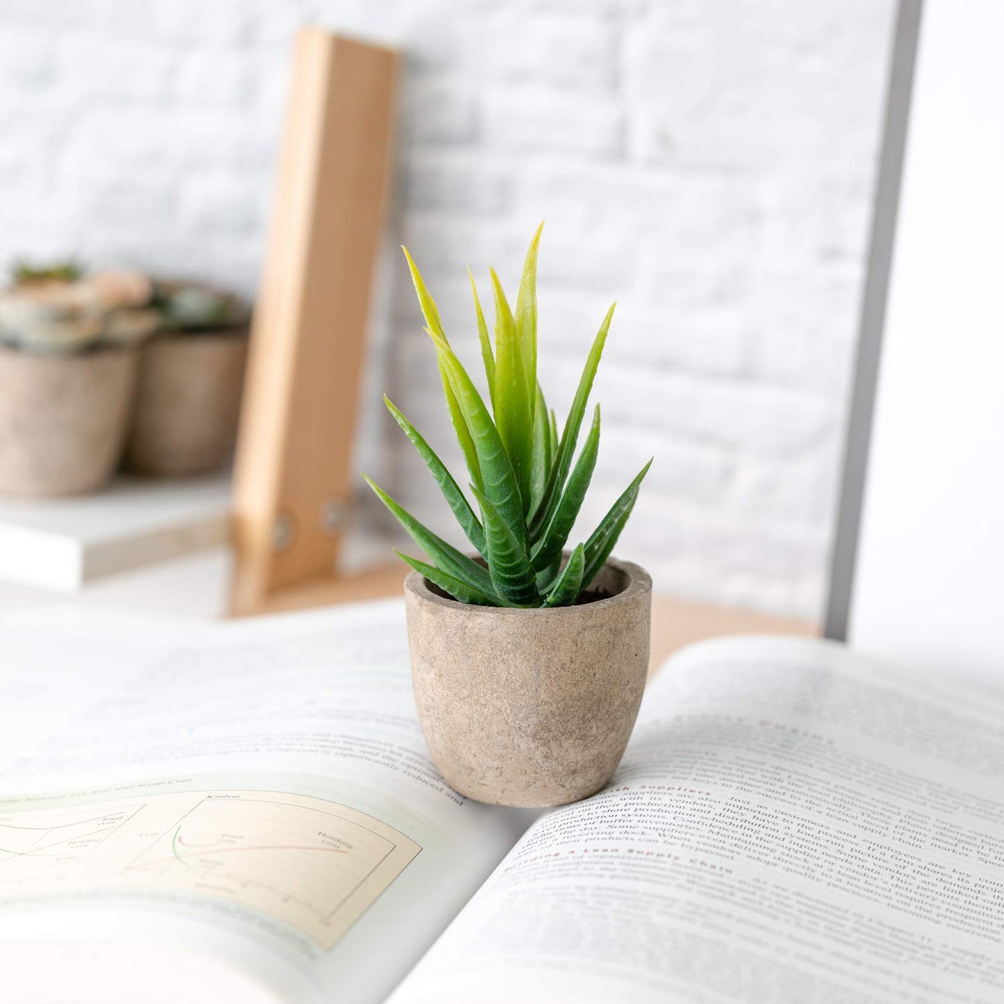 T4U Artificial Succulent Plants in Pot