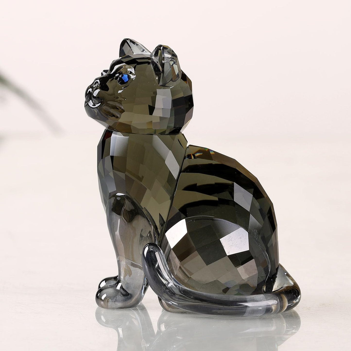 DOJOZ Crystal Cat Realistic Animal Kitten Art Figurine Collection Table top Ornament Statue Home Decor (Black)
