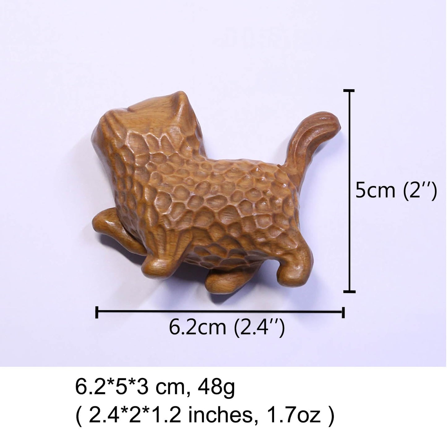 JouiiSiYa Hand Carved Green Sandalwood Cat Figurine - Proud Standing Pose Wooden Figurine, Cute Cat Desk Decor with Gift Box, 6.2x5x3cm