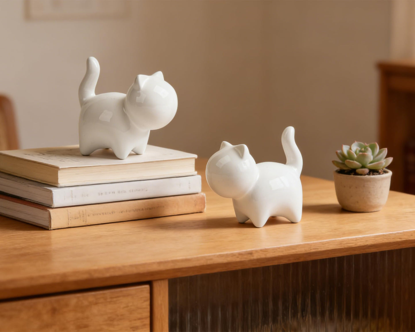 HORTIX 2-Pack Small Ceramic Cat Statues, 3 Inch Cute Kitty Knick Knacks for Home Office Shelf Desk Coffee Table Decoration, Housewarming Gift, White