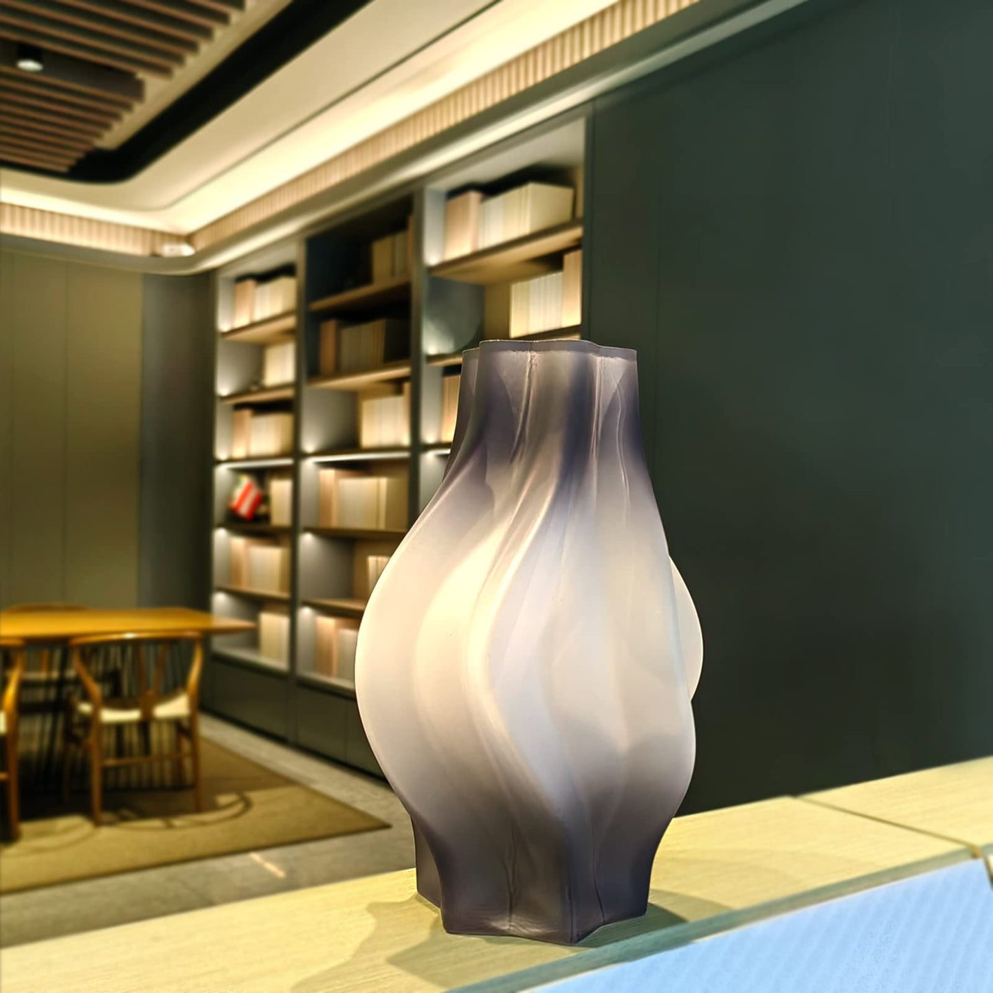 Serdic Modern Glass Flower Vase for Home Decor - Decorative Vase for Living Room, Bedroom, Dinner Table, Wedding Decorations (Grey)