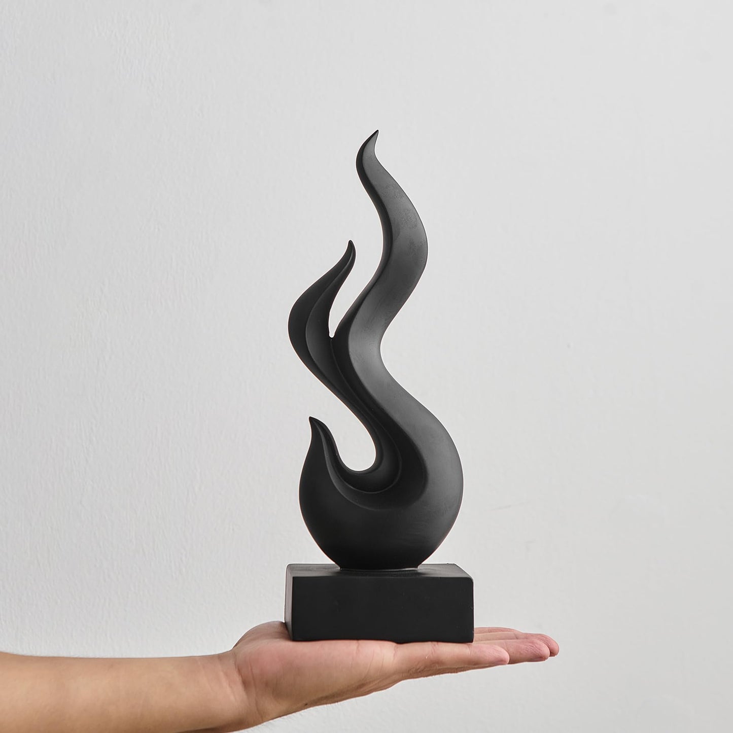 Modern Abstract Art Table Decoration, Gold Decor Flame Statue for Living Room Home, Black Shelf Decor Accents, Abstract Art Resin Sculpture for Dining Room, Office & Coffee Table Centerpiece (Black)