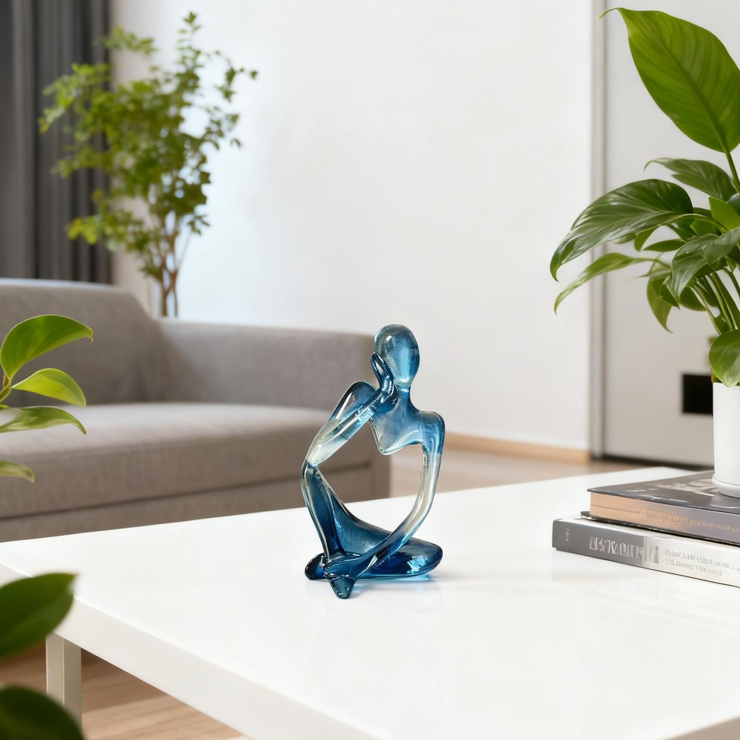 Dnoifne Abstract Gradient Blue Resin Thinker Statue, Modern Translucent Sculpture Ornament, Artistic Desk & Shelf Decor, Perfect Housewarming Gift for Living Room and Office