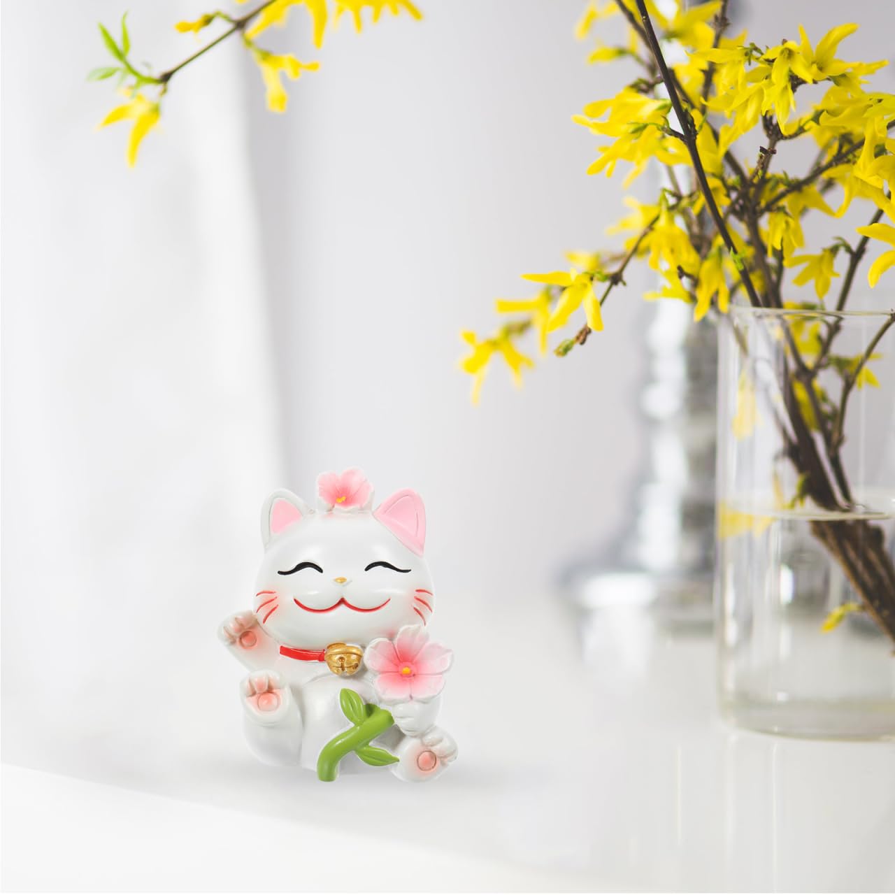 Amosfun Lucky Cat Ornament Resin Figurine 2.28In Cute Desktop Cat Decoration for Home Office Car Japanese Style Lucky Cats Charm