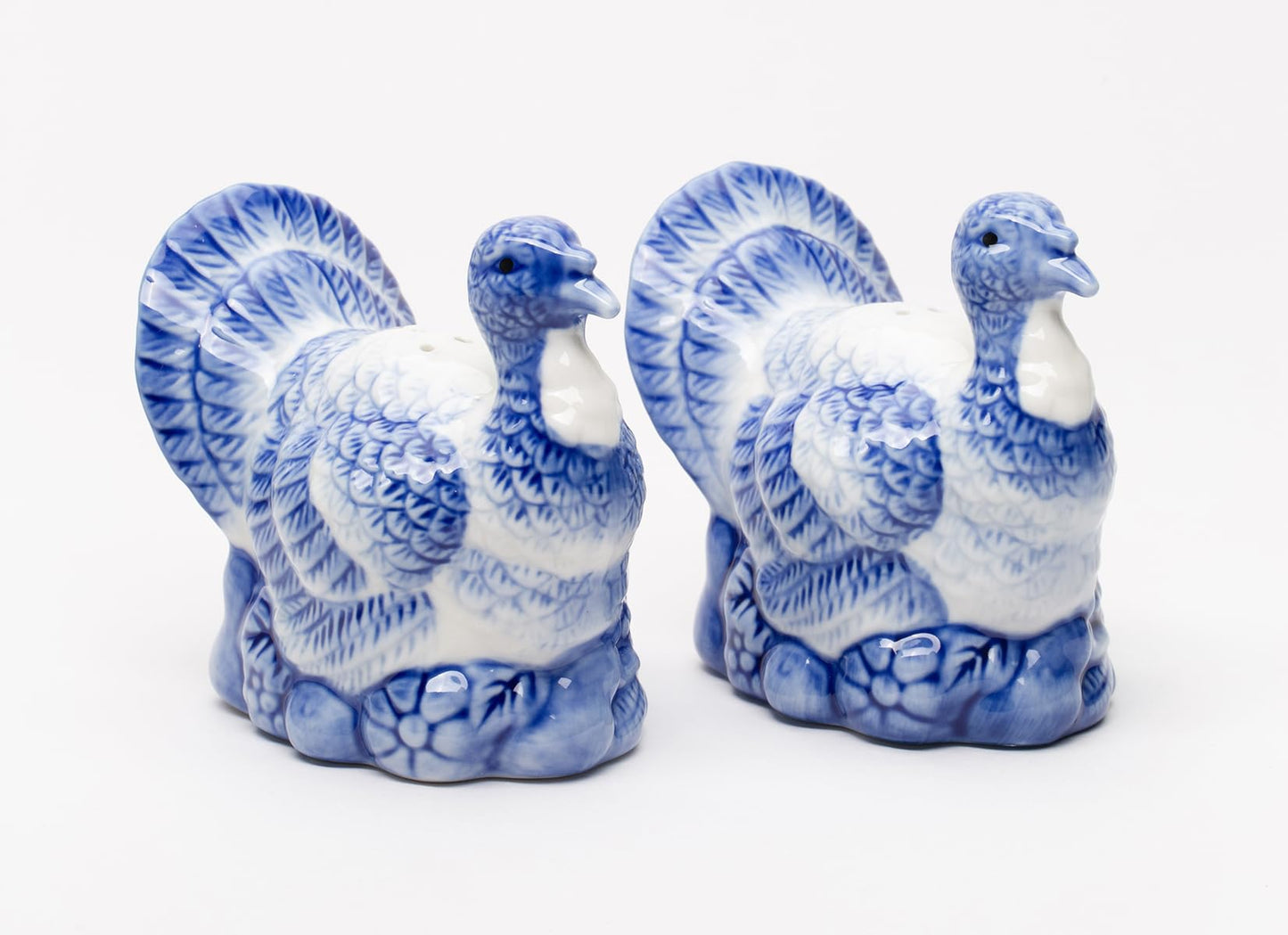Fine Ceramic Dutch Blue Thanksgiving Harvest Turkey Salt & Pepper Shakers Set, 3-3/4" H