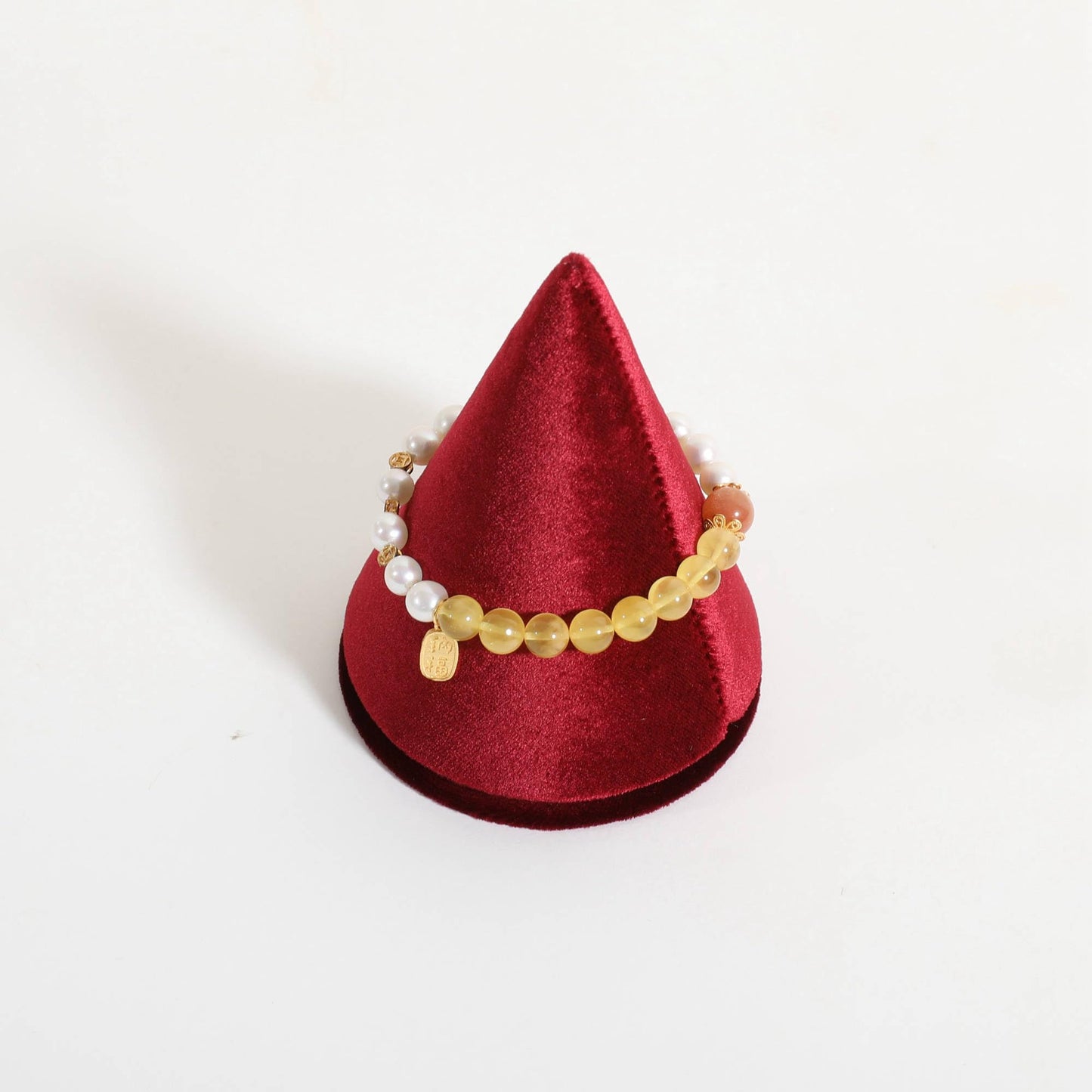 CHISTOR Cone Bangle Display for Jewelry, Cute Watch Holder Stand, Velvet Bracelet Display for Selling, Jewelry Storage Organizer【Red】