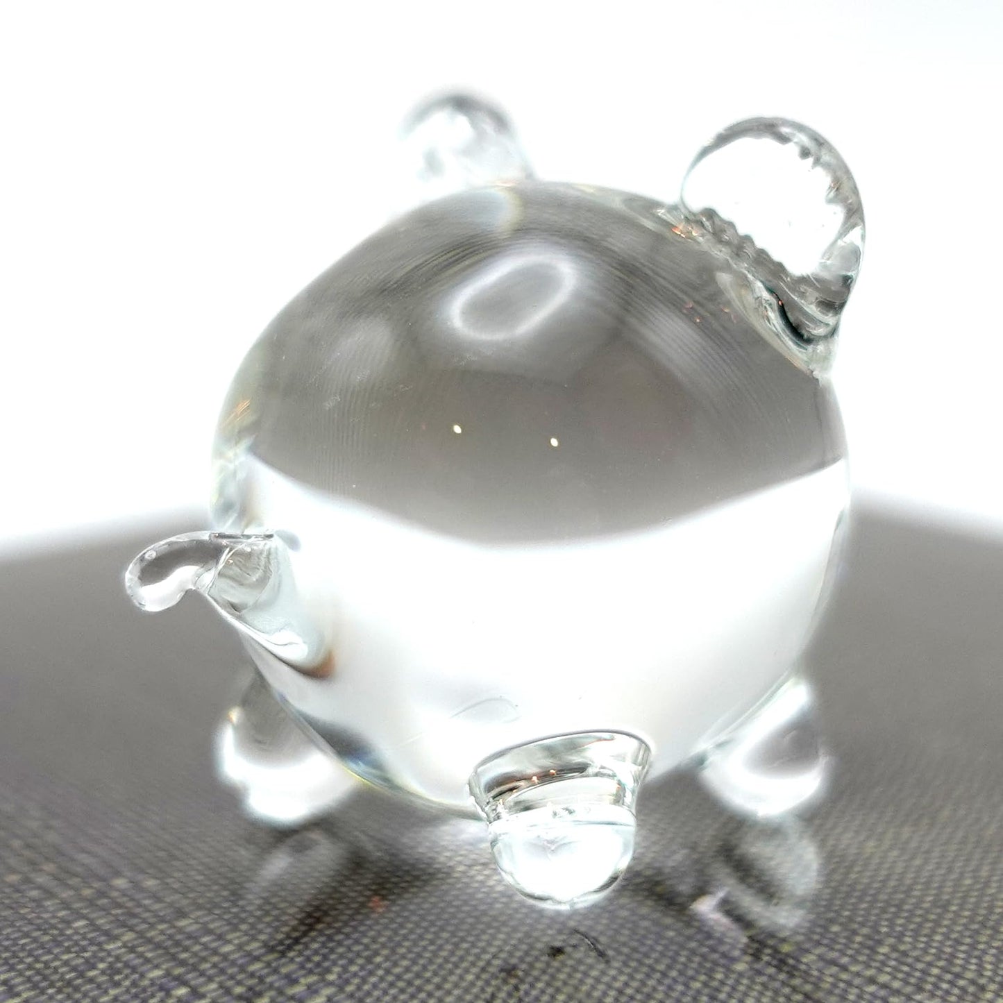 Sansukjai Tiny Pig Miniature Glass Figurine – Handmade 1-Inch Blown Glass Animal – Cute Farm Decor – Collectible Gift (Clear)