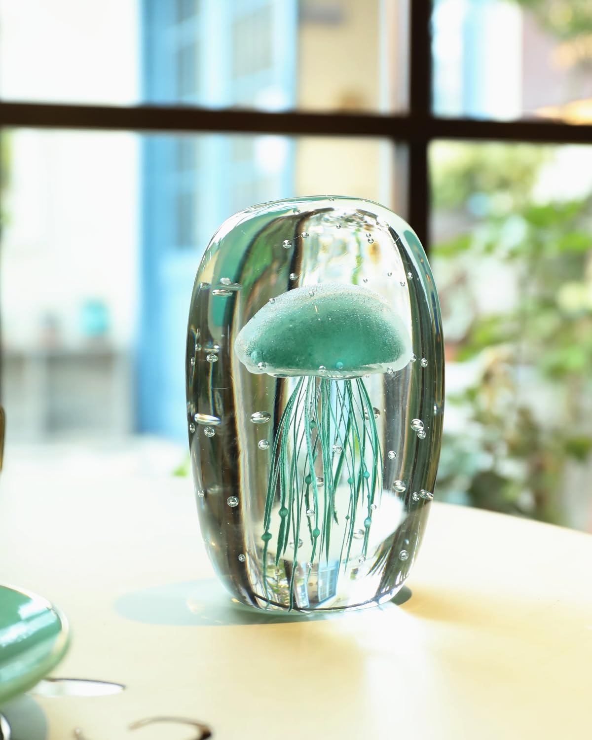 Bdor Glass Jellyfish Figurine, Hand Blown Art, Glow in The Dark Paperweight, Sea Ornament, Home Decor Gift, Green