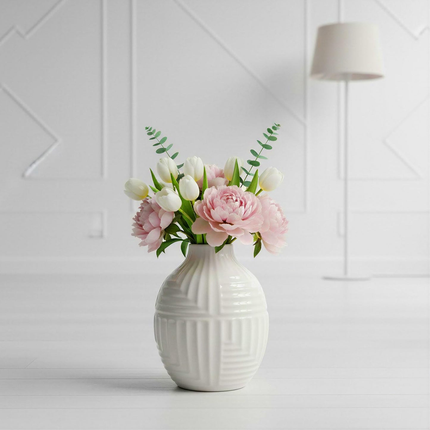 hjn Hand-Glazed White Ceramic Vase - 5.7" H Modern Decorative Centerpiece Vase for Fresh/Dried Flowers, Home Decor for Living Room Bookshelf Mantel | Wedding Housewarming Gift