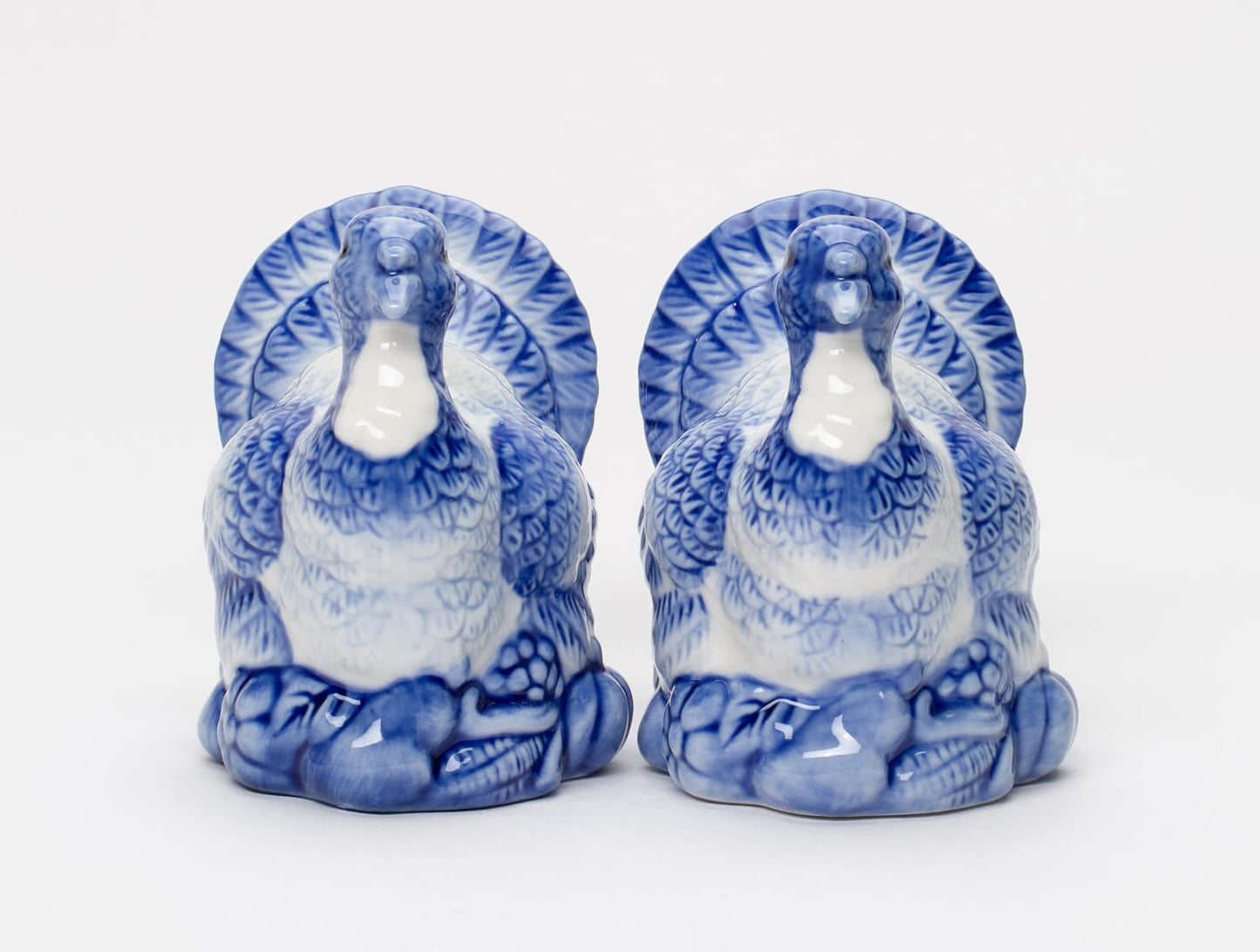 Fine Ceramic Dutch Blue Thanksgiving Harvest Turkey Salt & Pepper Shakers Set, 3-3/4" H