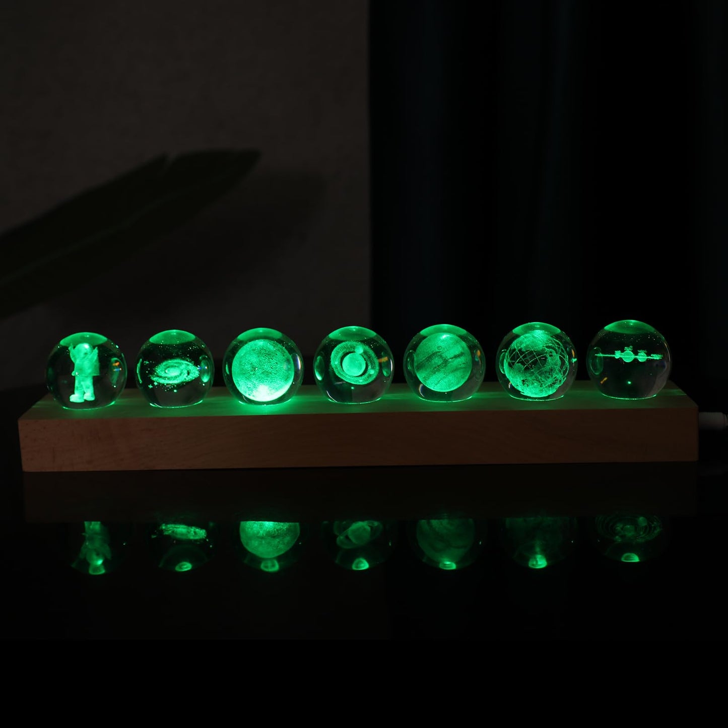 Dokscdlo 3D Crystal Solar System Crystal Ball with Led Lamp Base Galaxy Jupiter Saturn Moon Earth Solar System Space Astronomy Planets Globe Ball Astrophysics Gift Night Light Kids Adults Gift