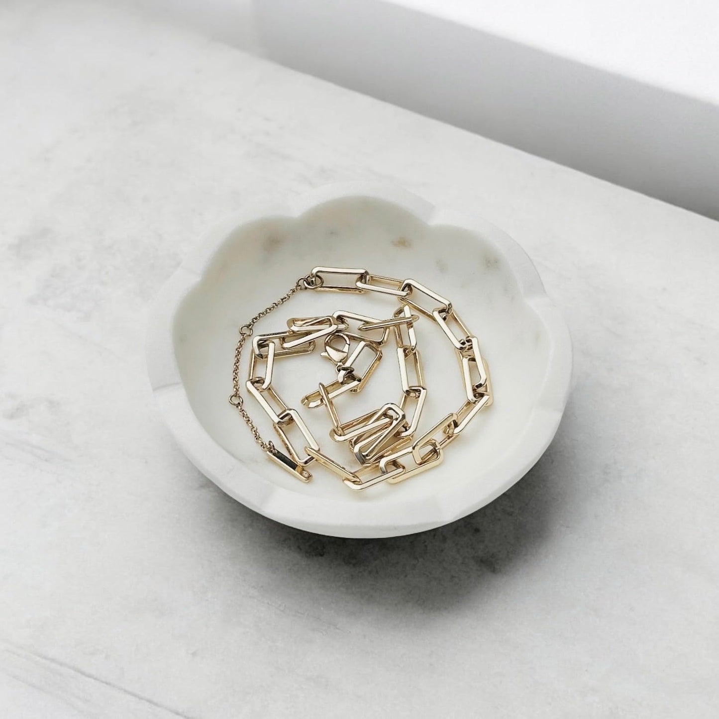 Scalloped White Marble Bowl - 4.6 inches - Decorative Bijou Bowl - Jewelry Dish - Jewelry Holder - Jewelry Tray - Trinket Holder - Key Bowl - Soap Dish - Candle Holder - Candle Dish