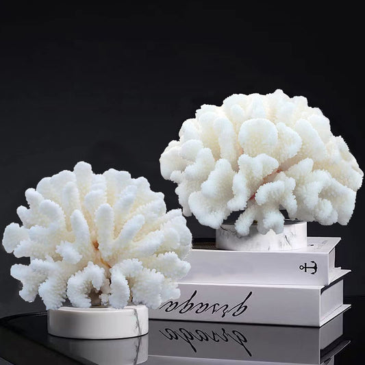 Tirifer Pack of 2 White Coral Decor, White Coral Reef, Faux Artificial Coral Statue, Resin Coral Sculpture Nautical Tabletop Decoration for Beach Theme Party Home Decor Wedding Decoration
