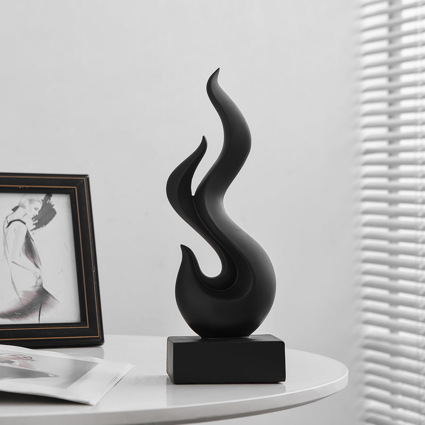 Modern Abstract Art Table Decoration, Gold Decor Flame Statue for Living Room Home, Black Shelf Decor Accents, Abstract Art Resin Sculpture for Dining Room, Office & Coffee Table Centerpiece (Black)