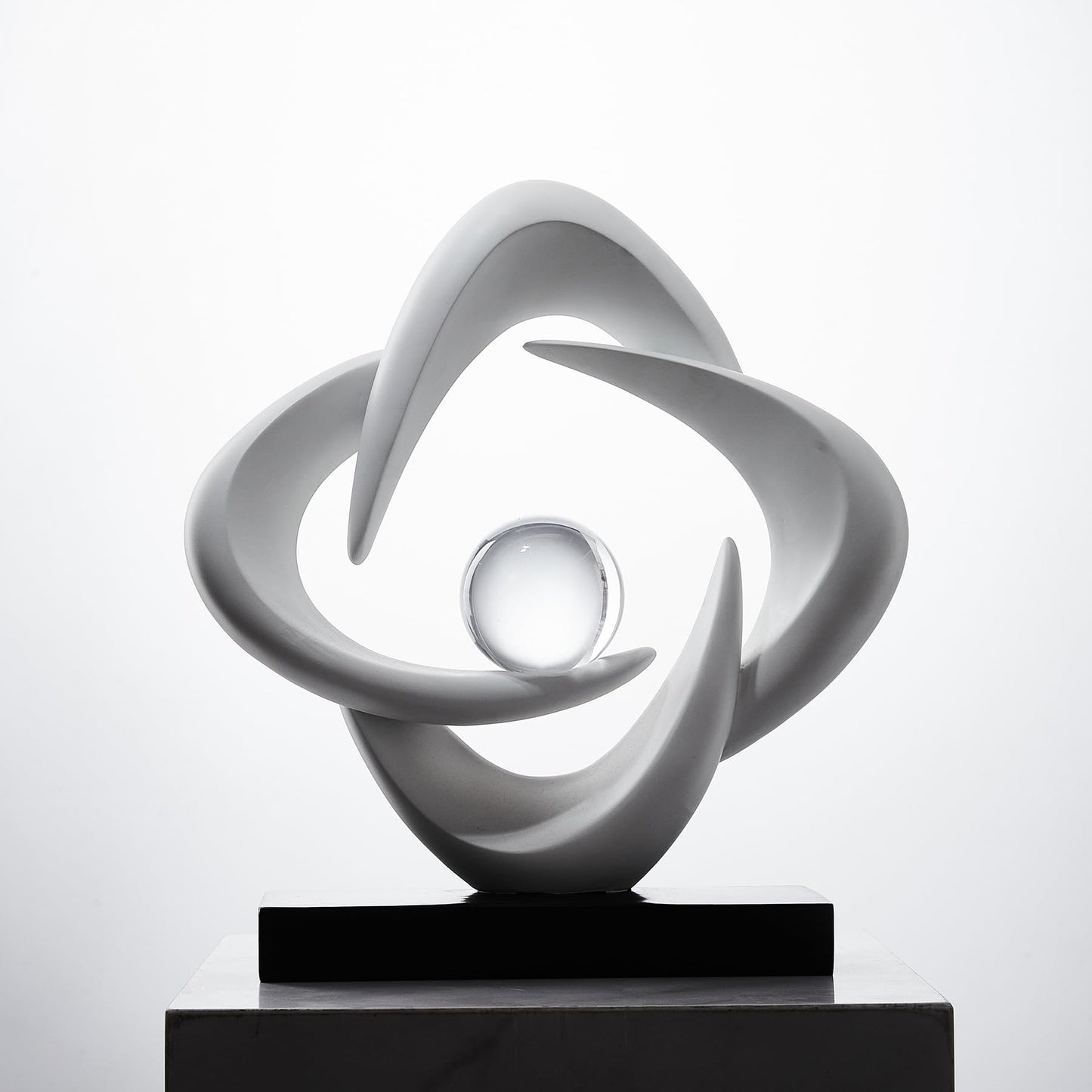 XYQXYQ Abstract Art Sculpture, Resin Gold Decorative Statue, Modern White Ornaments for Living Room, Decorativas Modernas for Coffee Table/Entryway/Office Collectibles (White)