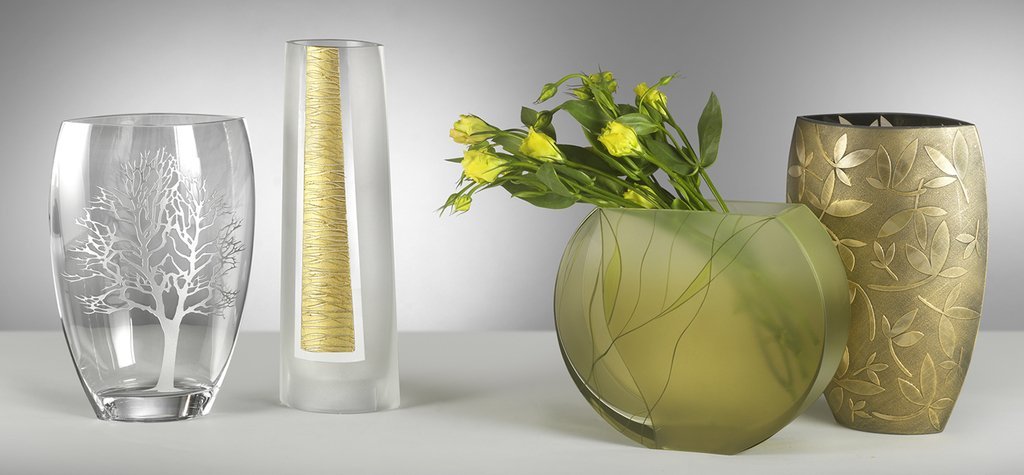 Badash Evergreen Mouth-Blown Glass Flower Vase Centerpiece, 8 Inch