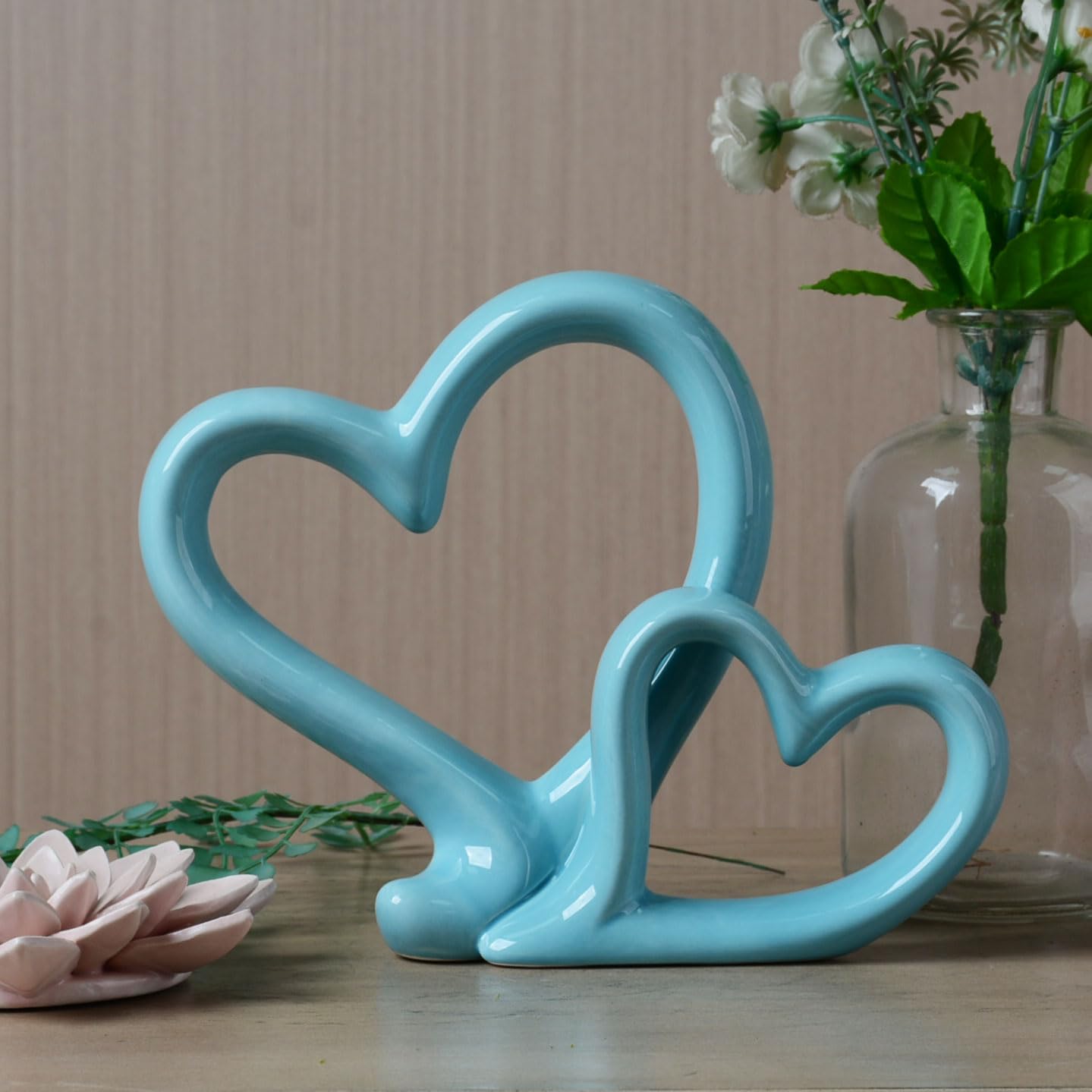 HAUCOZE Heart Statue Figurine Modern Art Sculpture Romantic Home Decor Ceramic Ornament Gift for Living Dining Room Bedroom 9.5 Inch