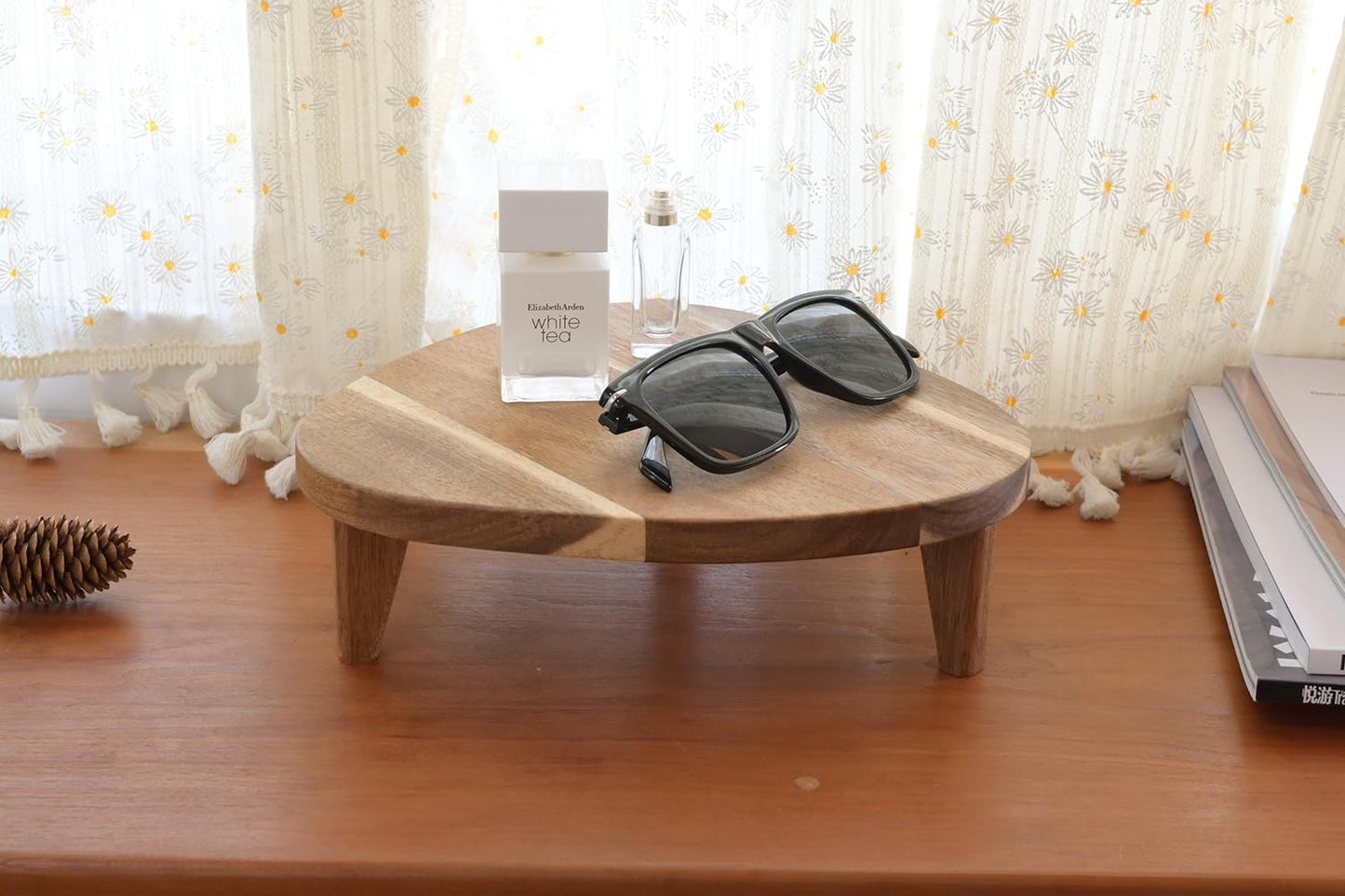 RiLiKar Acacia Wood Corner Pedestal Stand Triangle Decorative Farmhouse Wood Riser for Display Wooden Stand Soap Tray Candle Plant Holder Kitchen Bathroom Coffee Bar Counter Organizer