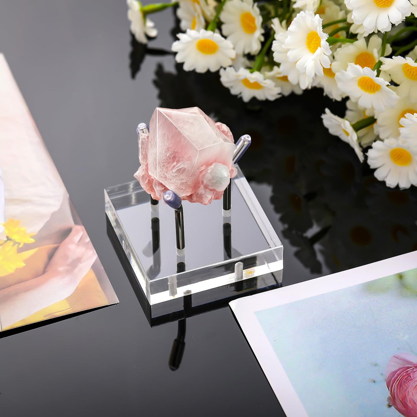 RattanView 8 Pack Clear Acrylic Geode Display Stand, 3 Peg Metal Rock Crystal Display Stand Small Collectibles Easel Holder for Minerals Crystals Coral Fossils Agate, 1.6 x 1.6 x 1.6 Inch
