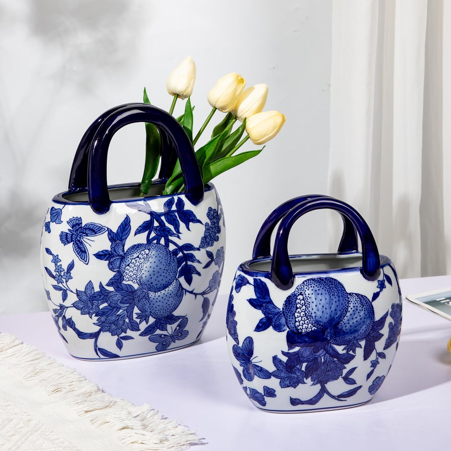 Ceramic Purse Vase for Flowers, Blue and White Porcelain Vases for Centerpieces Decorative Medium Handbag Vases for Flowers Pottery Chinoiserie Vase for Living Room Kitchen Dinner Table Shelf